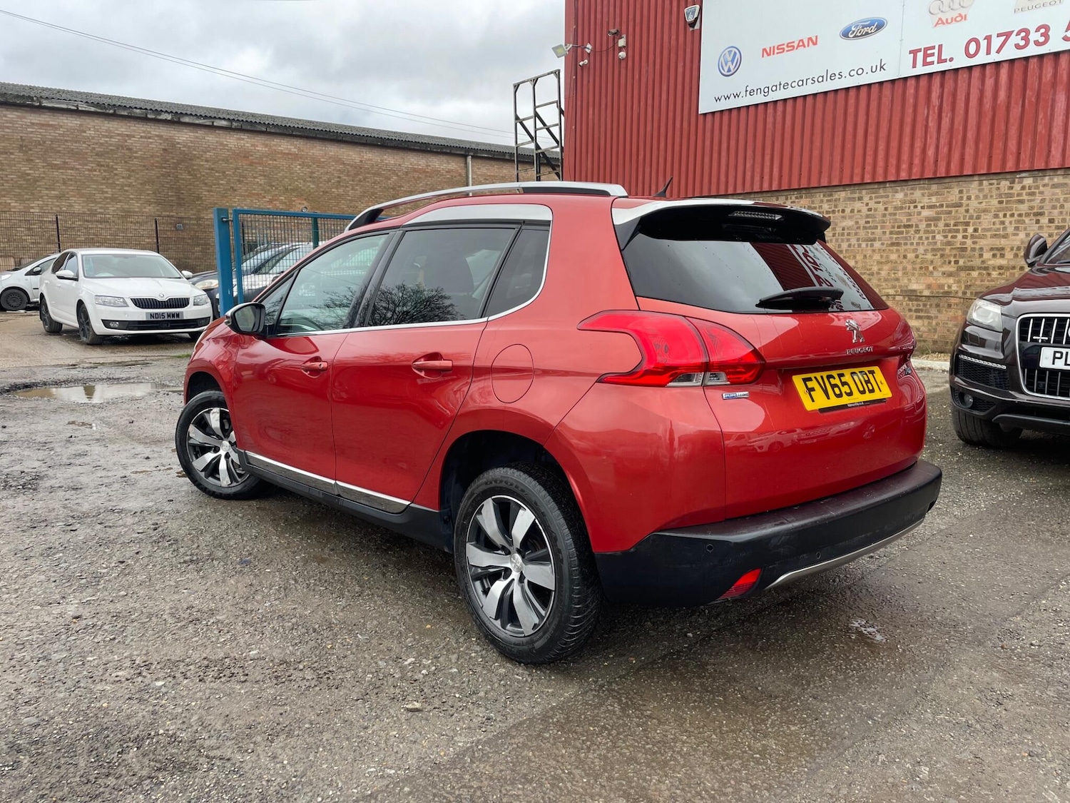 Used Peugeot 2008 2015 for sale - 77462953: Photo 4