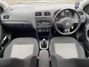 Used Volkswagen Polo 2013 for sale - 76253191: Photo