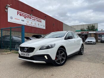 Used Volvo V40 Cross Country 2014 for sale - 76010709: Photo