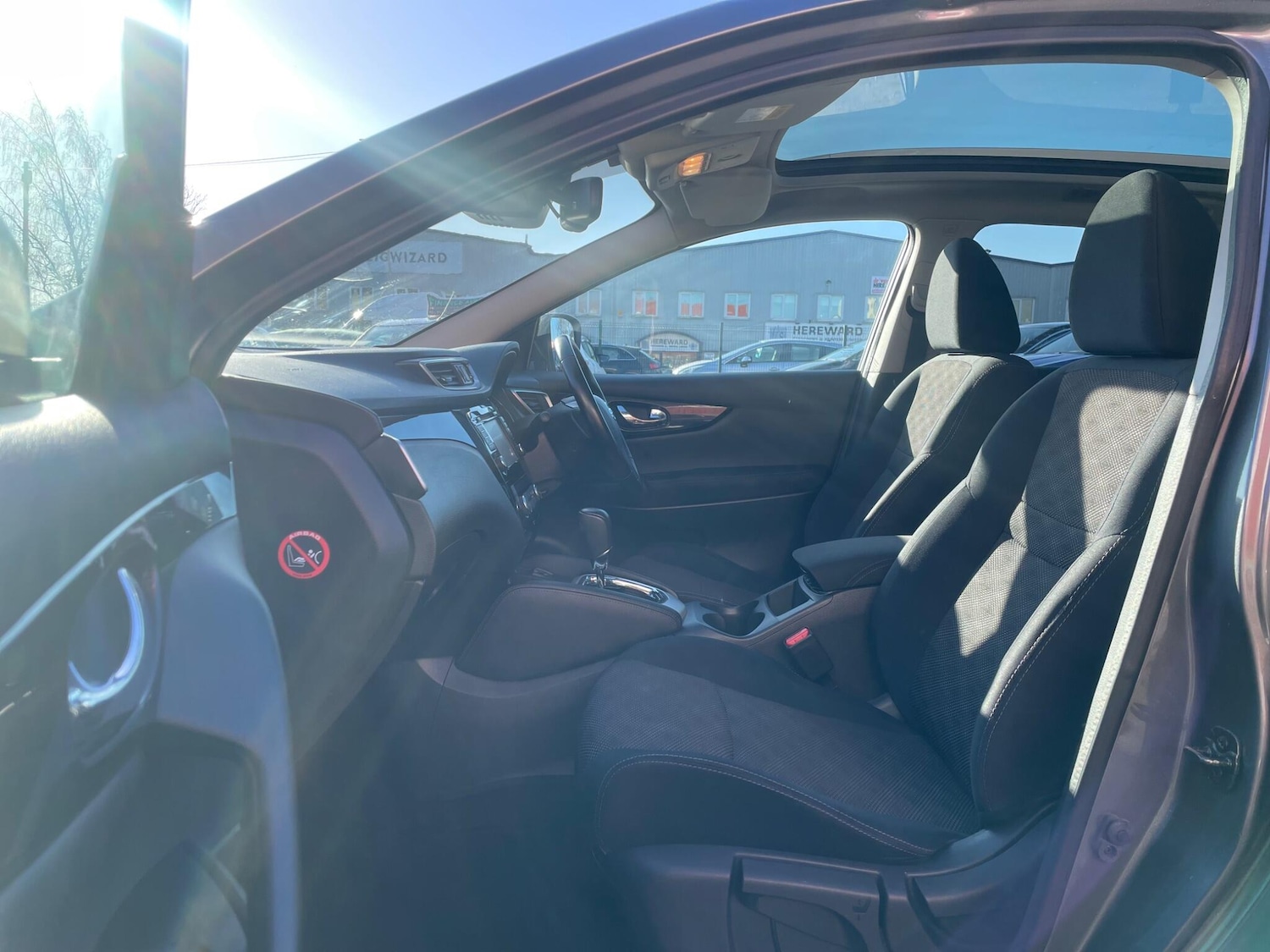 Used Nissan Qashqai 2015 for sale - 77567839: Photo 16