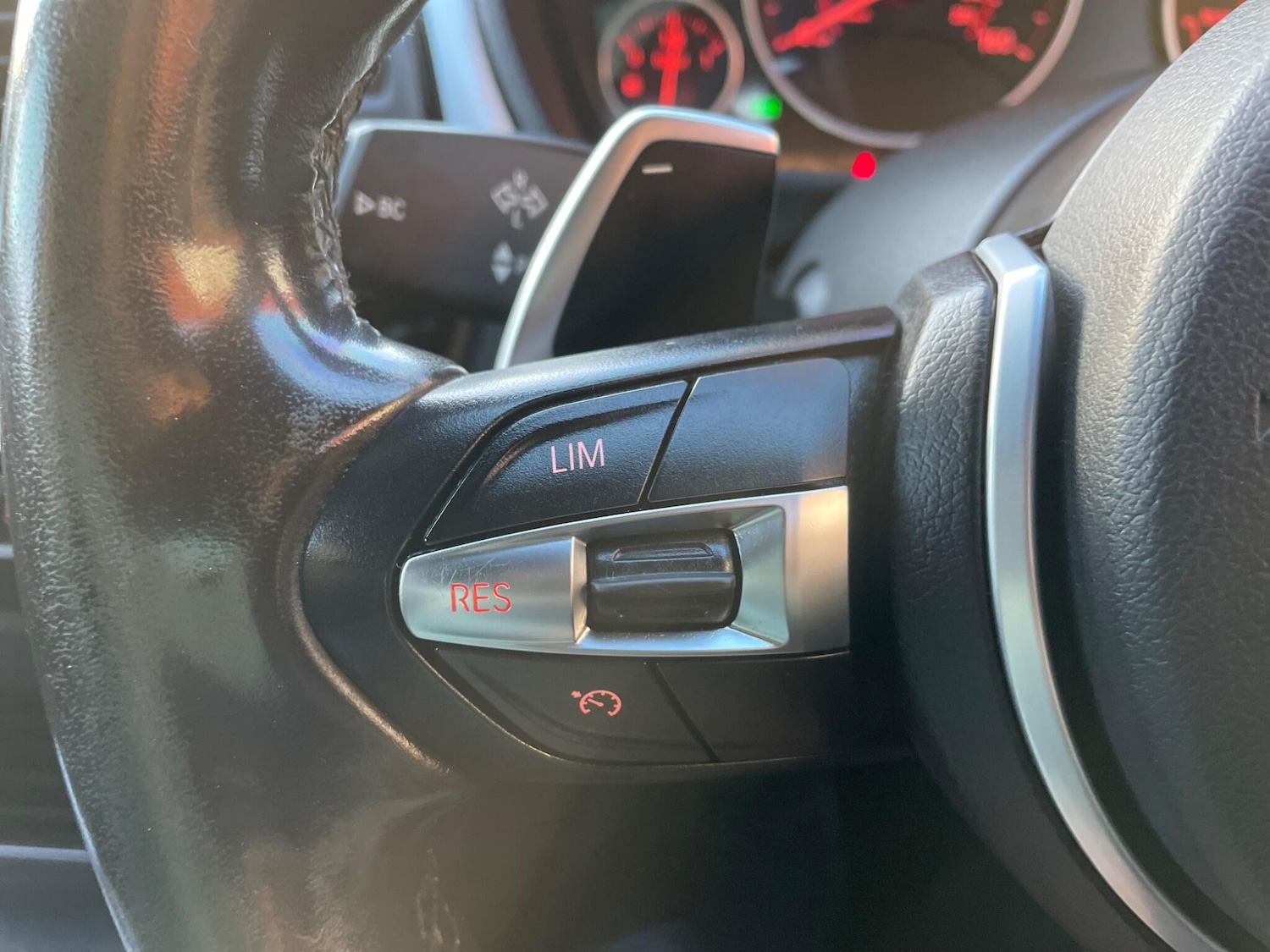 Used BMW 3 Series 2017 for sale - 76914536: Photo 12