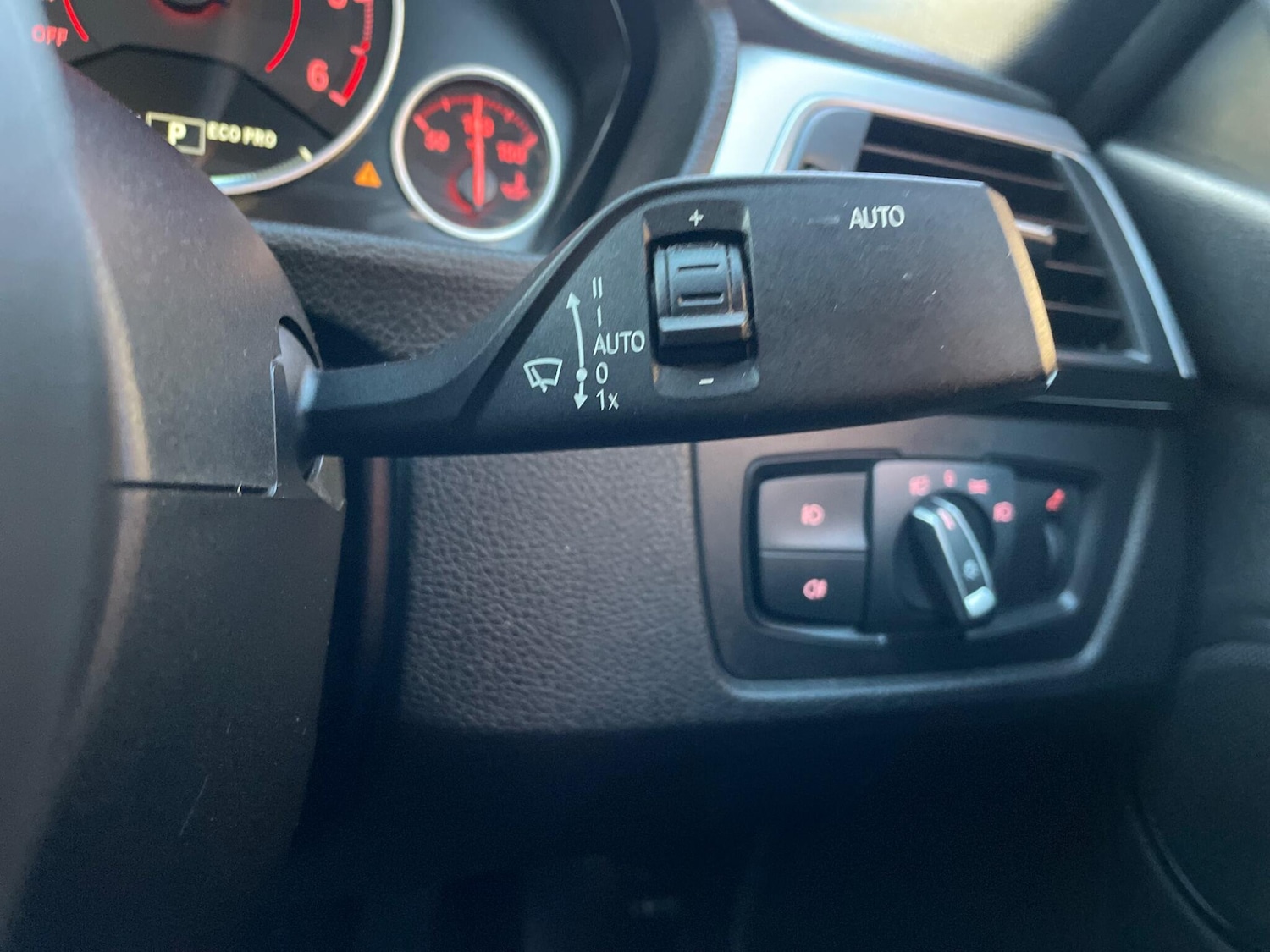 Used BMW 3 Series 2017 for sale - 76914536: Photo 14