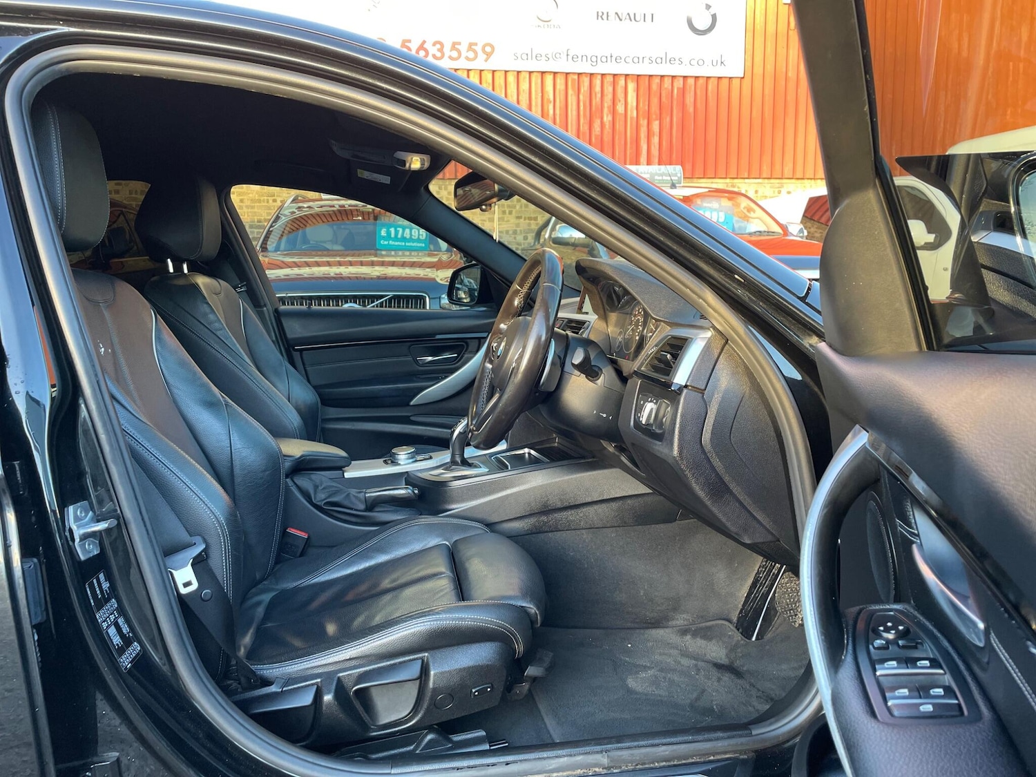 Used BMW 3 Series 2017 for sale - 76914536: Photo 17