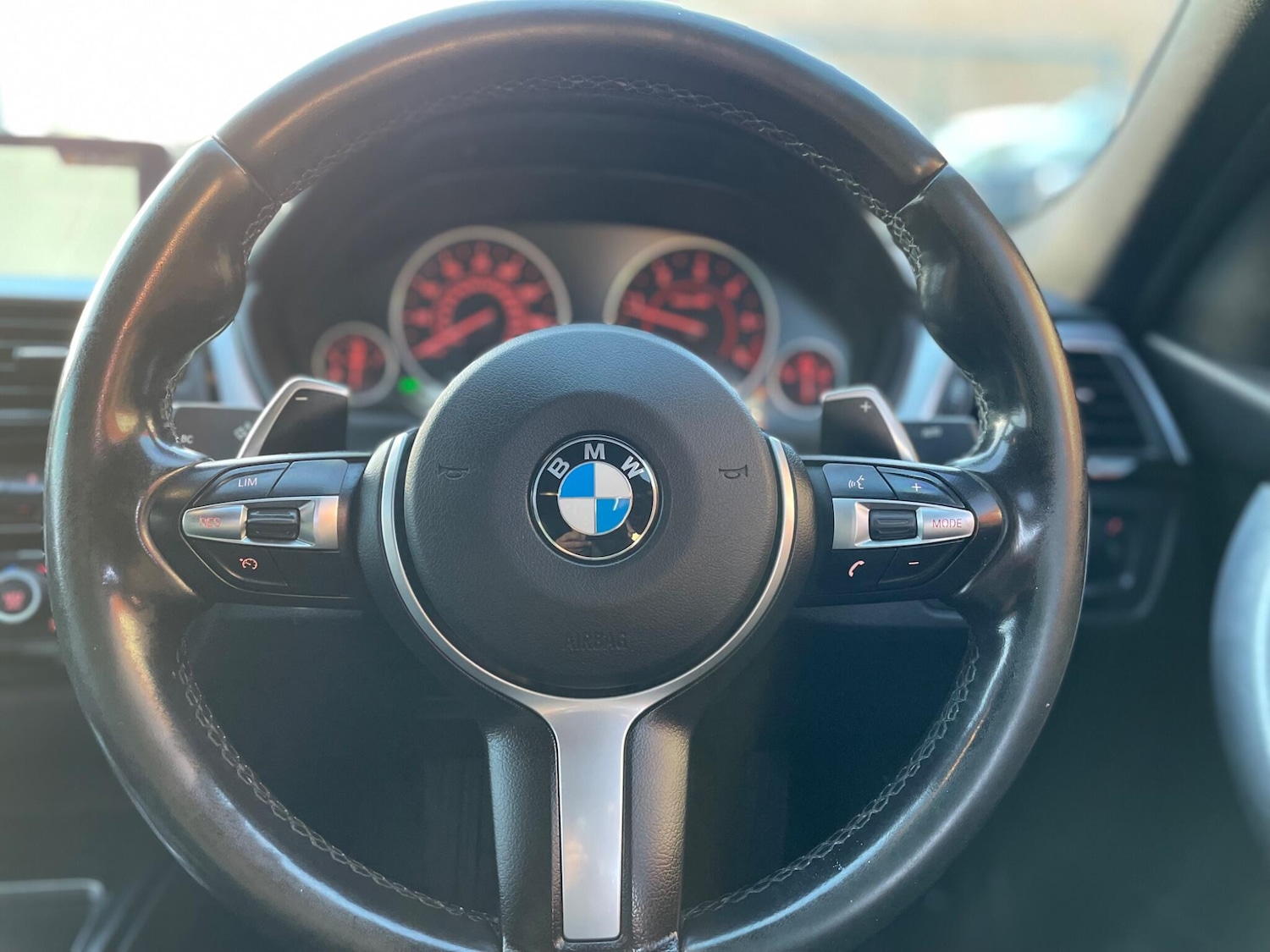 Used BMW 3 Series 2017 for sale - 76914536: Photo 8