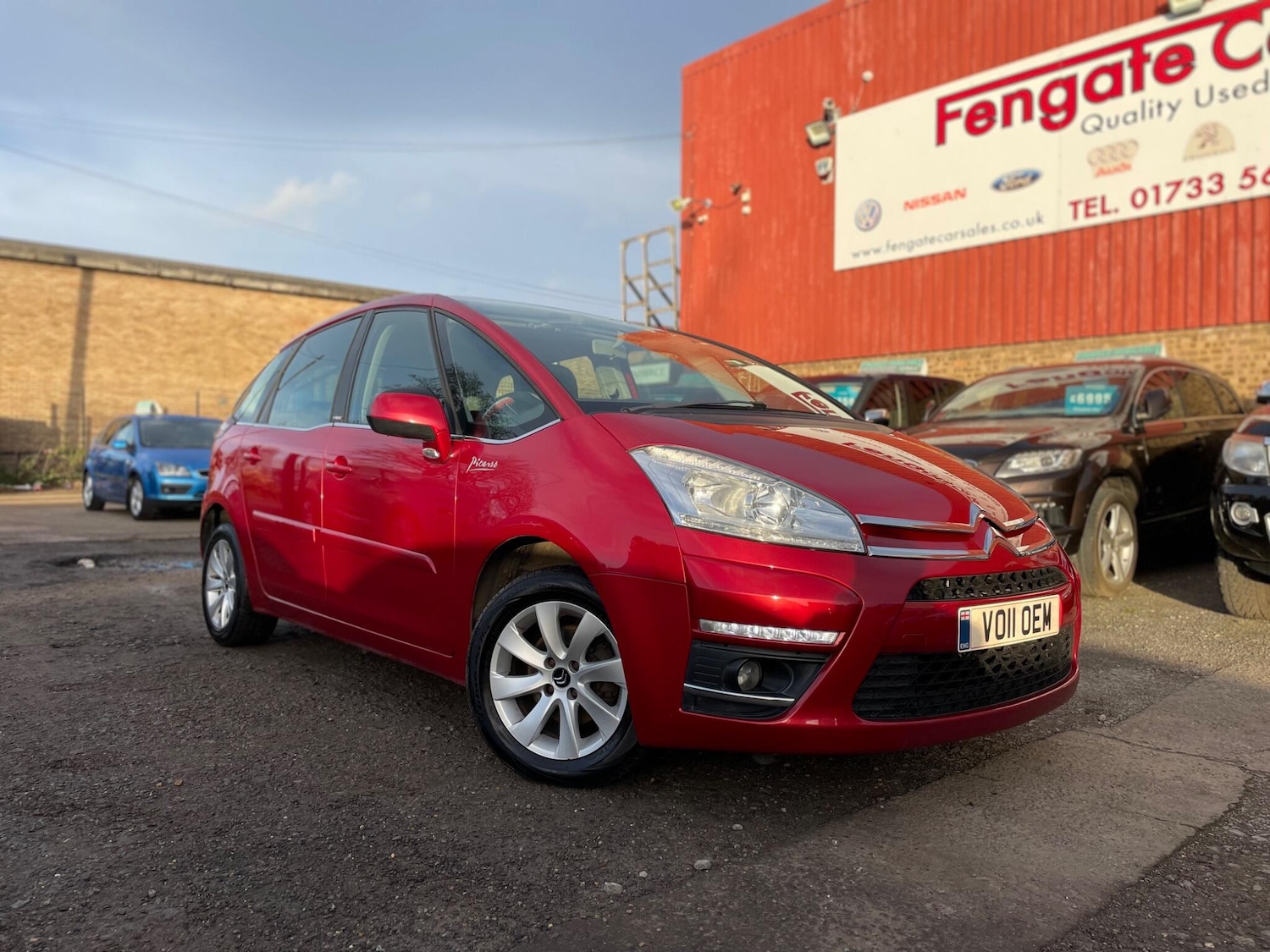 Used Citroen C4 Picasso 2011 for sale - 76914542: Photo 11