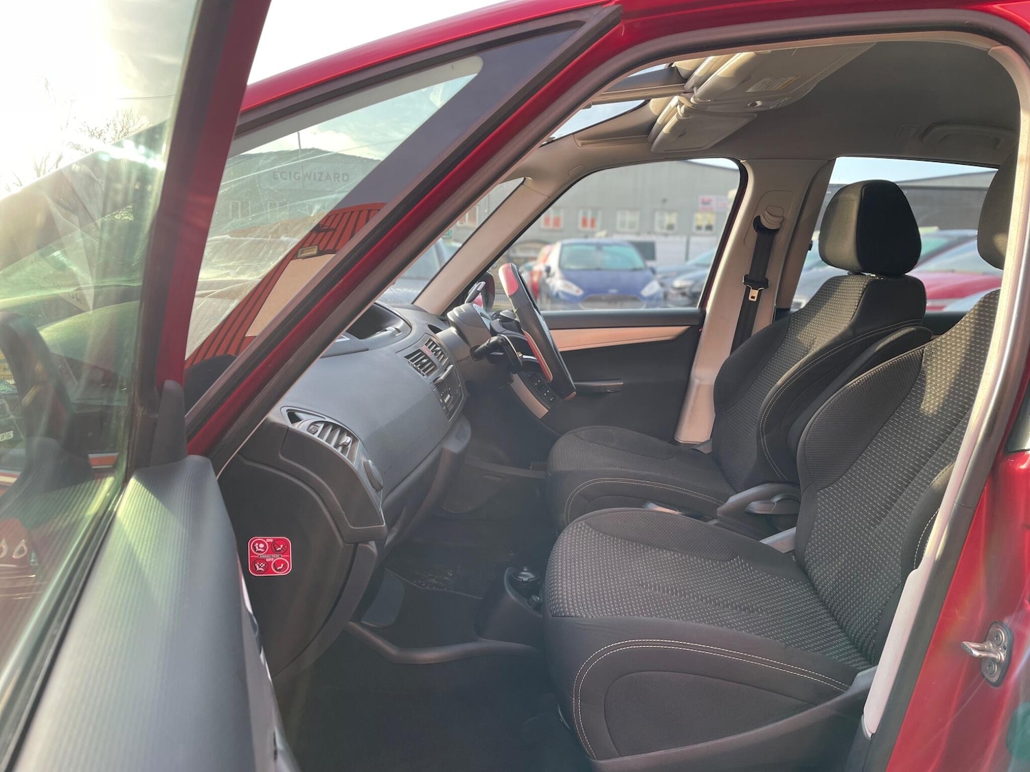 Used Citroen C4 Picasso 2011 for sale - 76914542: Photo 24