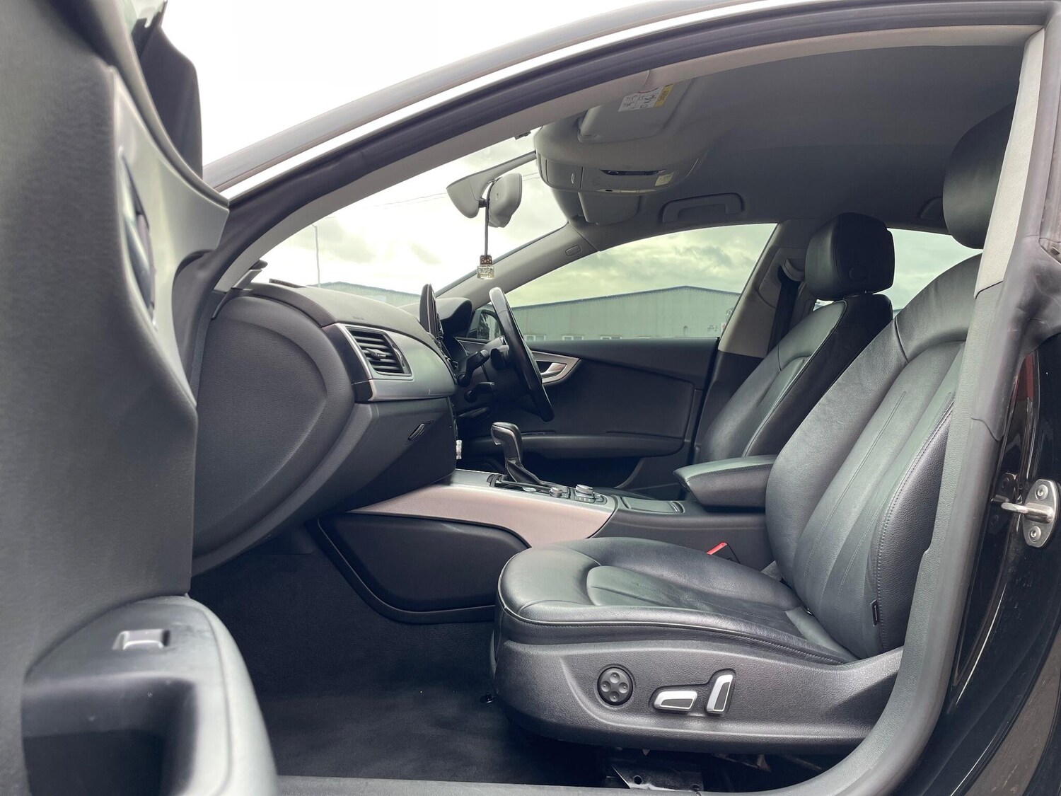 Used Audi A7 2016 for sale - 76010805: Photo 22