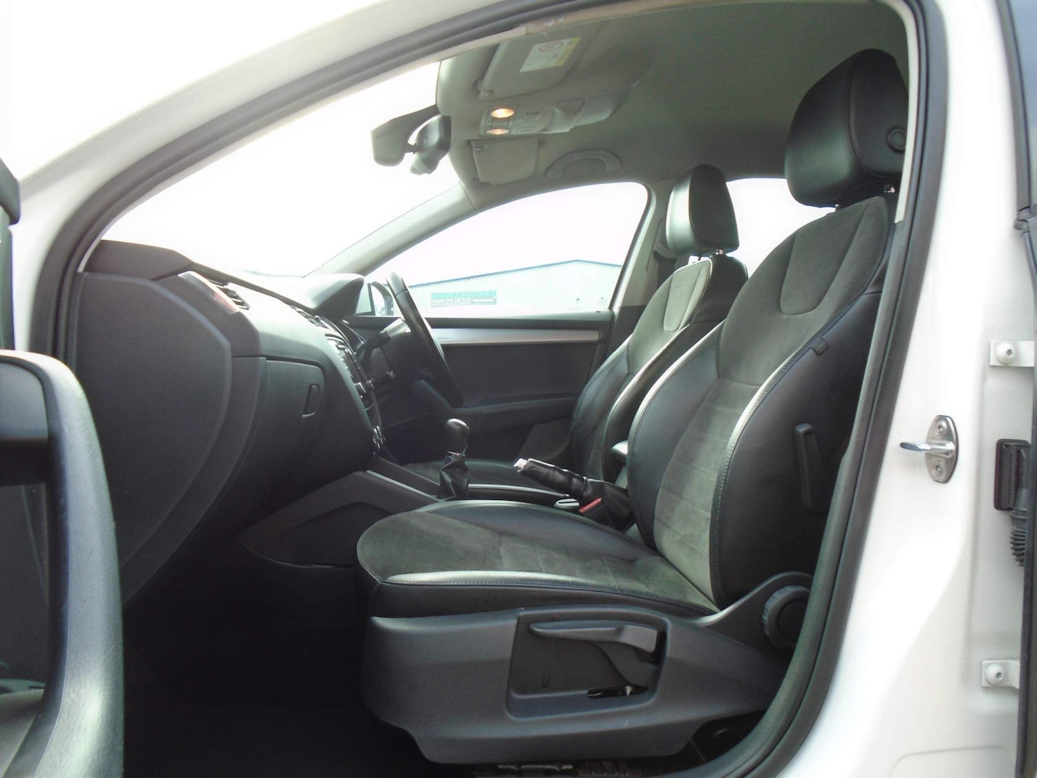 Used Skoda Octavia 2015 for sale - 76985699: Photo 16