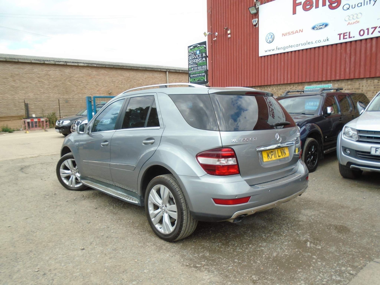 Used Mercedes-Benz M Class 2011 for sale - 76914484: Photo 7