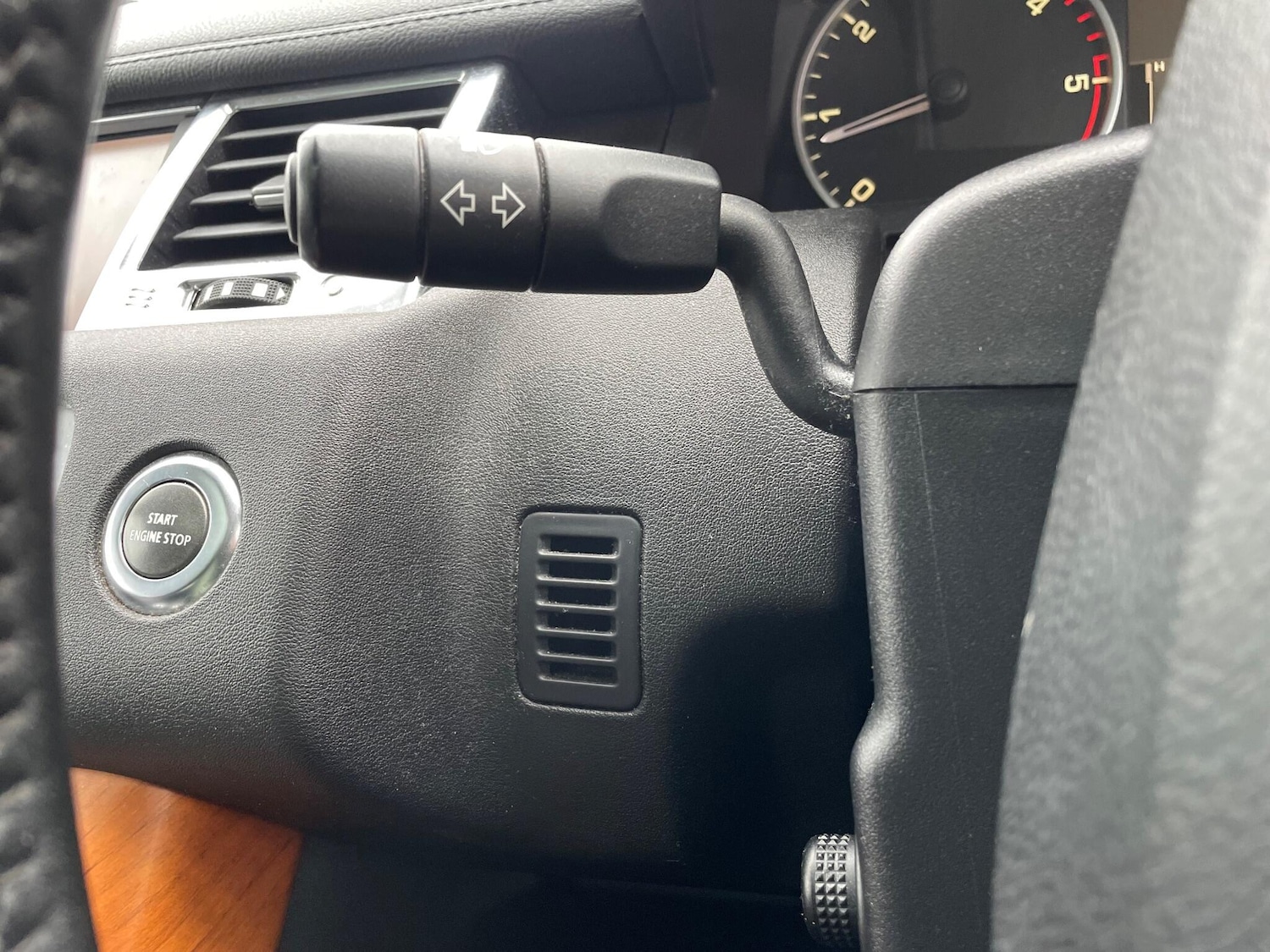 Used Land Rover Range Rover Sport 2011 for sale - 76914539: Photo 10