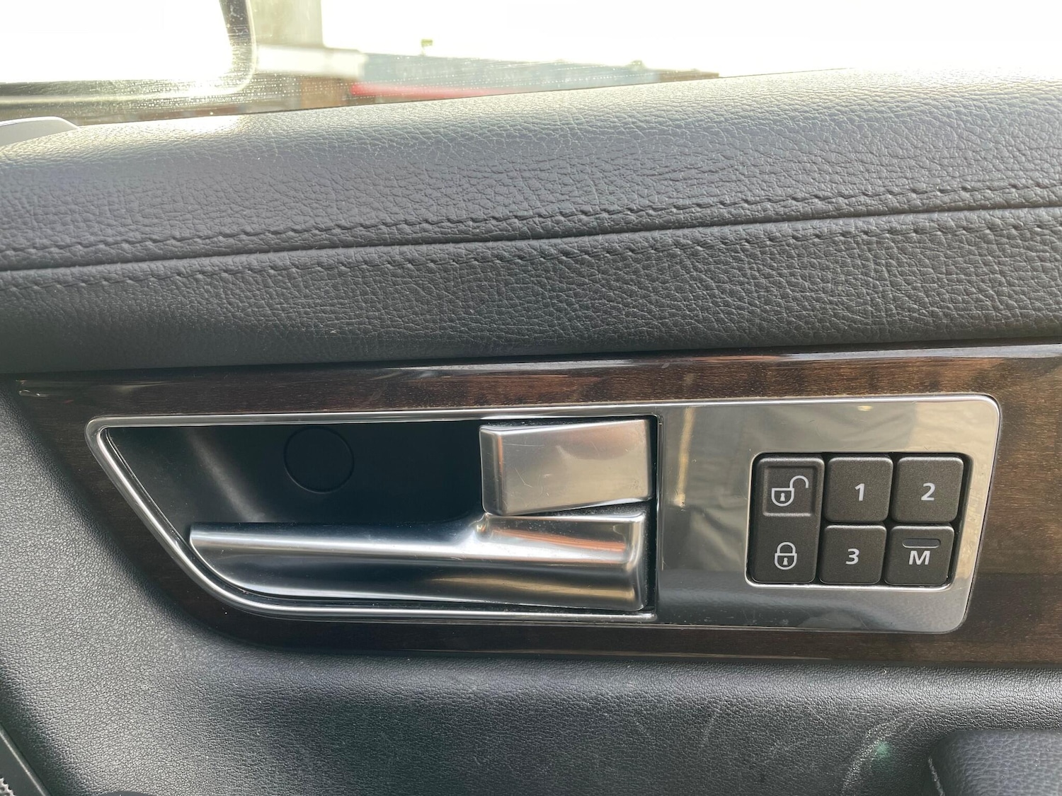 Used Land Rover Range Rover Sport 2011 for sale - 76914539: Photo 14