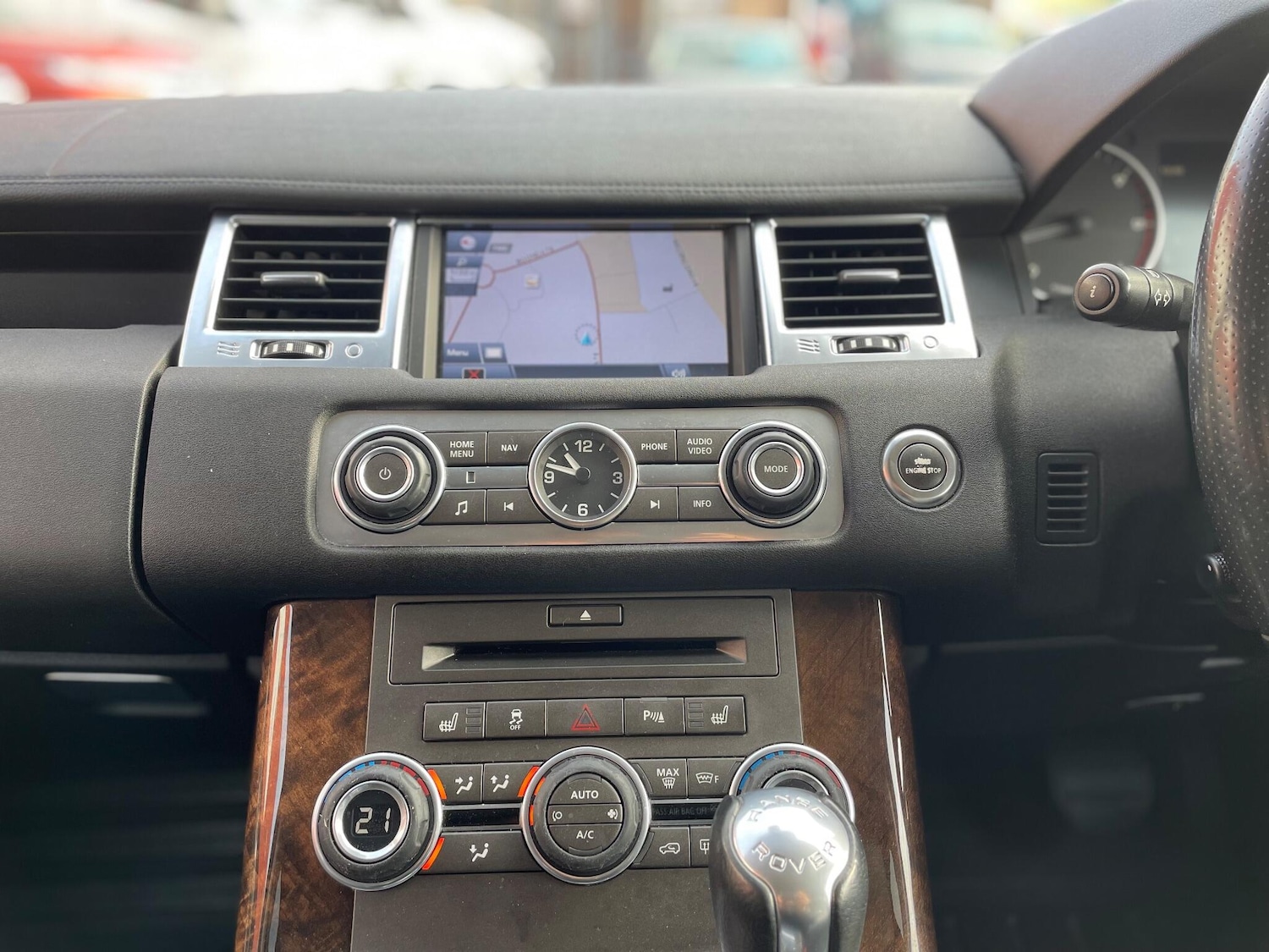 Used Land Rover Range Rover Sport 2011 for sale - 76914539: Photo 17