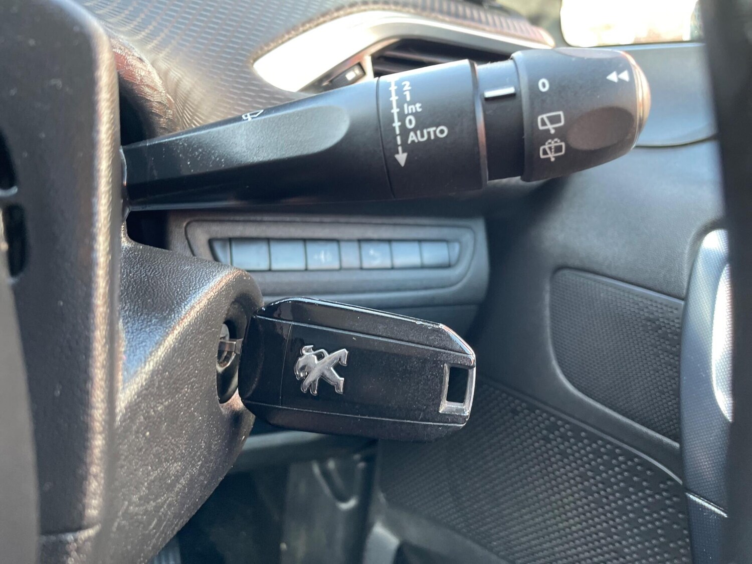 Used Peugeot 2008 for sale - 78201566: Photo 12