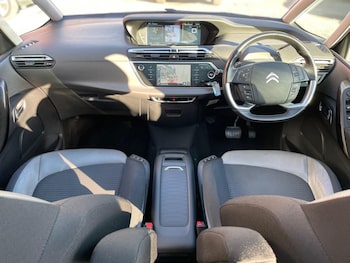 Used Citroen Grand C4 Picasso 2015 for sale - 77703261: Photo