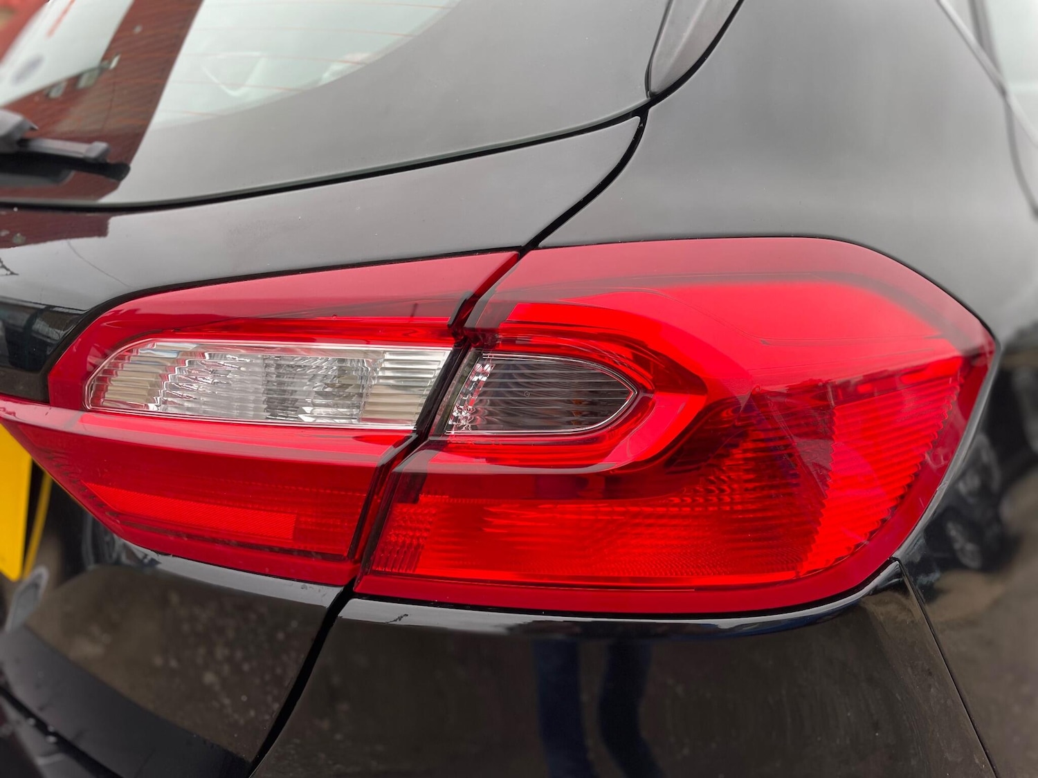 Used Ford Fiesta 2018 for sale - 76010803: Photo 24