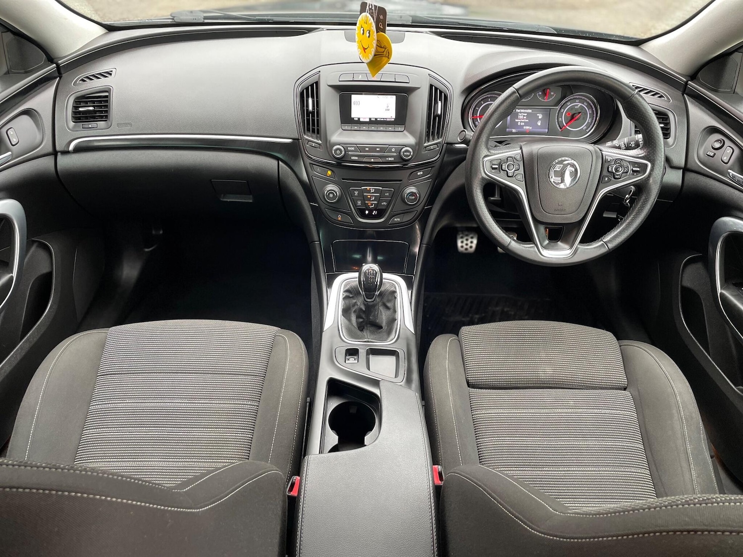 Used Vauxhall Insignia 2015 for sale - 76480771: Photo 3