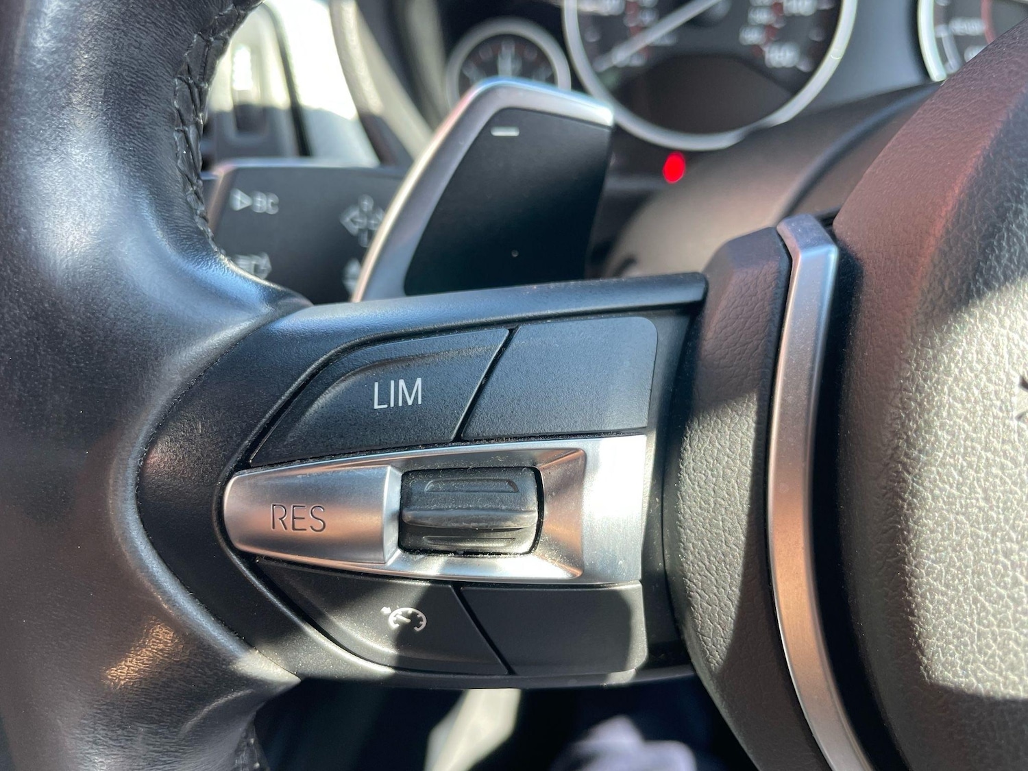 Used BMW 3 Series 2018 for sale - 76581276: Photo 12