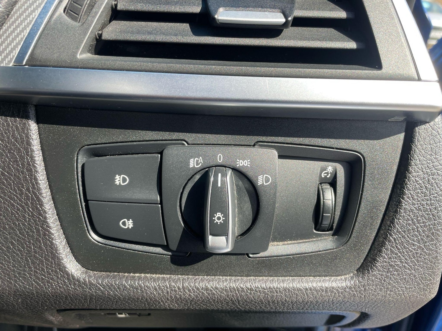 Used BMW 3 Series 2018 for sale - 76581276: Photo 15