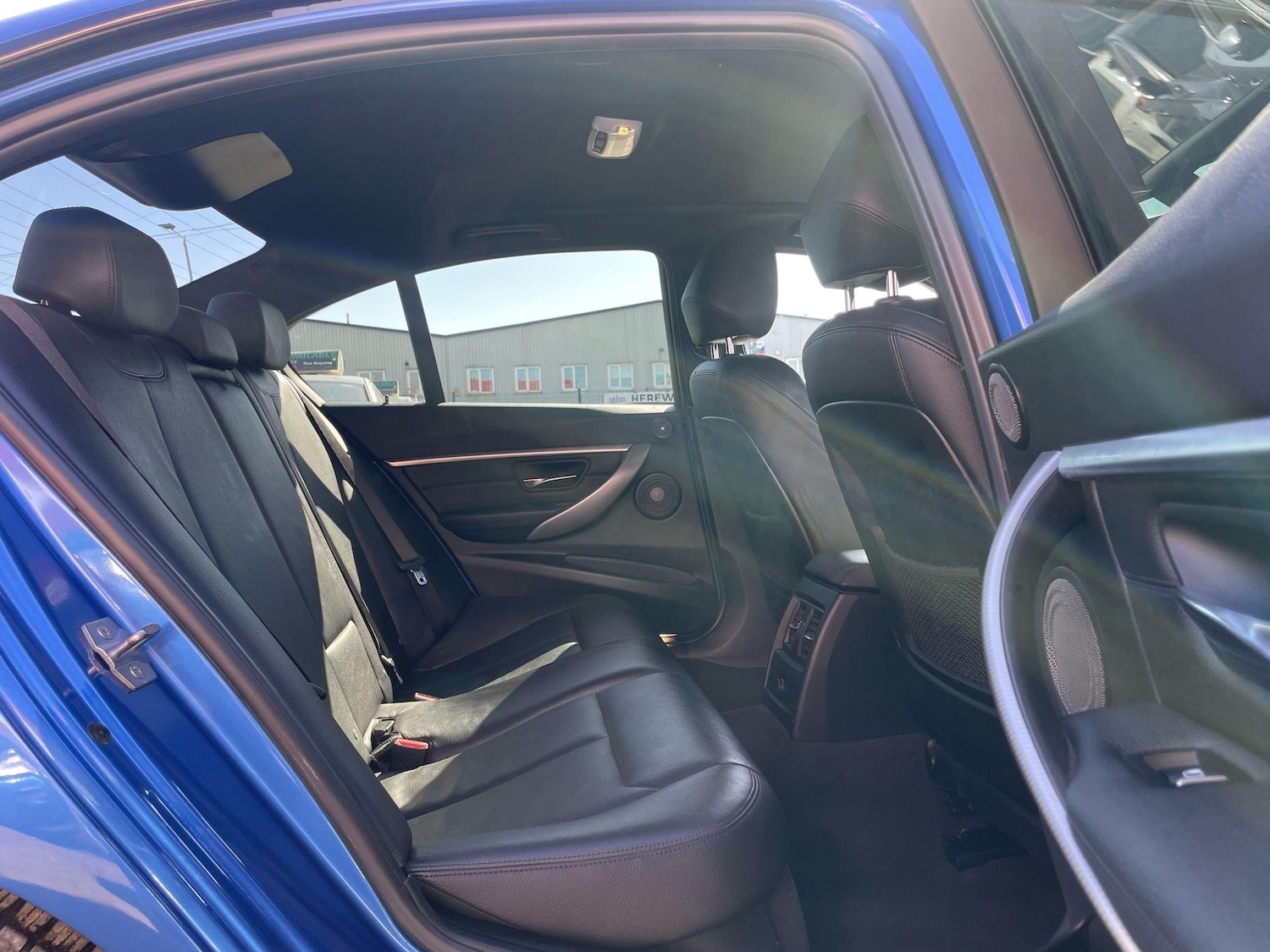 Used BMW 3 Series 2018 for sale - 76581276: Photo 27