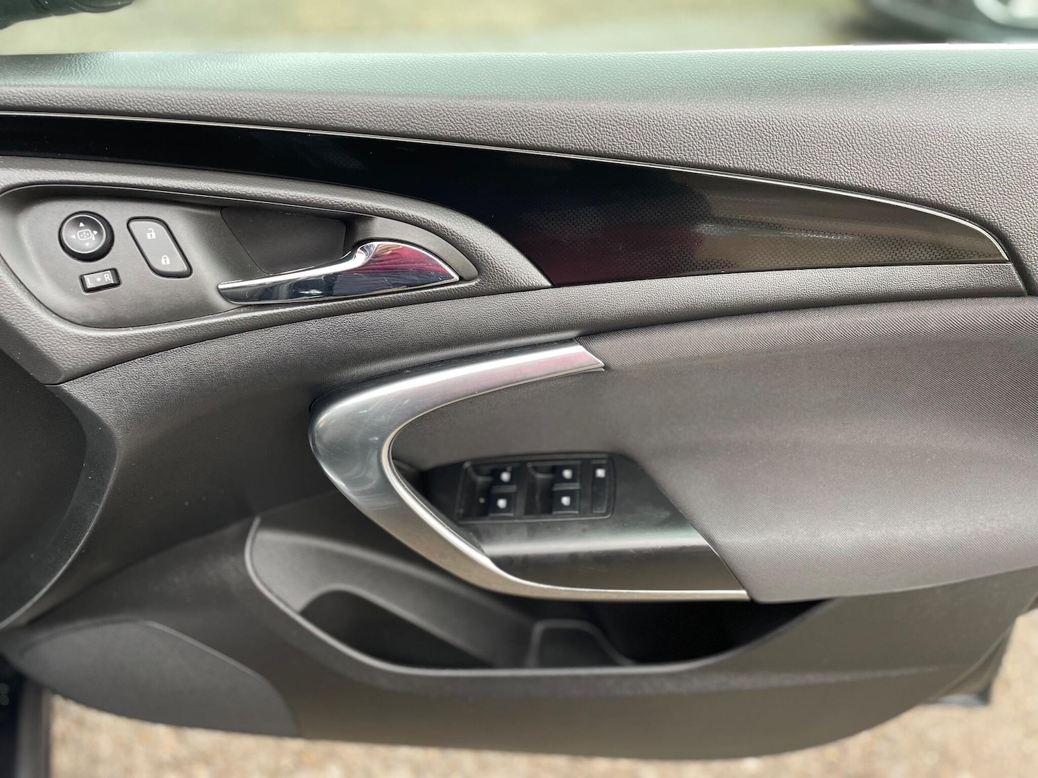 Used Vauxhall Insignia 2015 for sale - 76914532: Photo 13