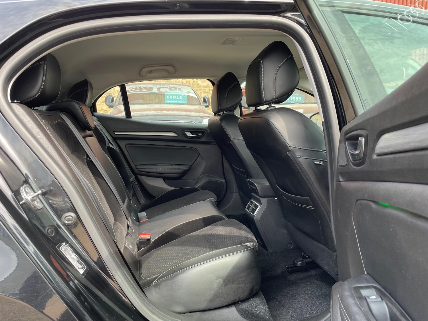 Used Renault Megane 2017 for sale - 76914498: Photo 13