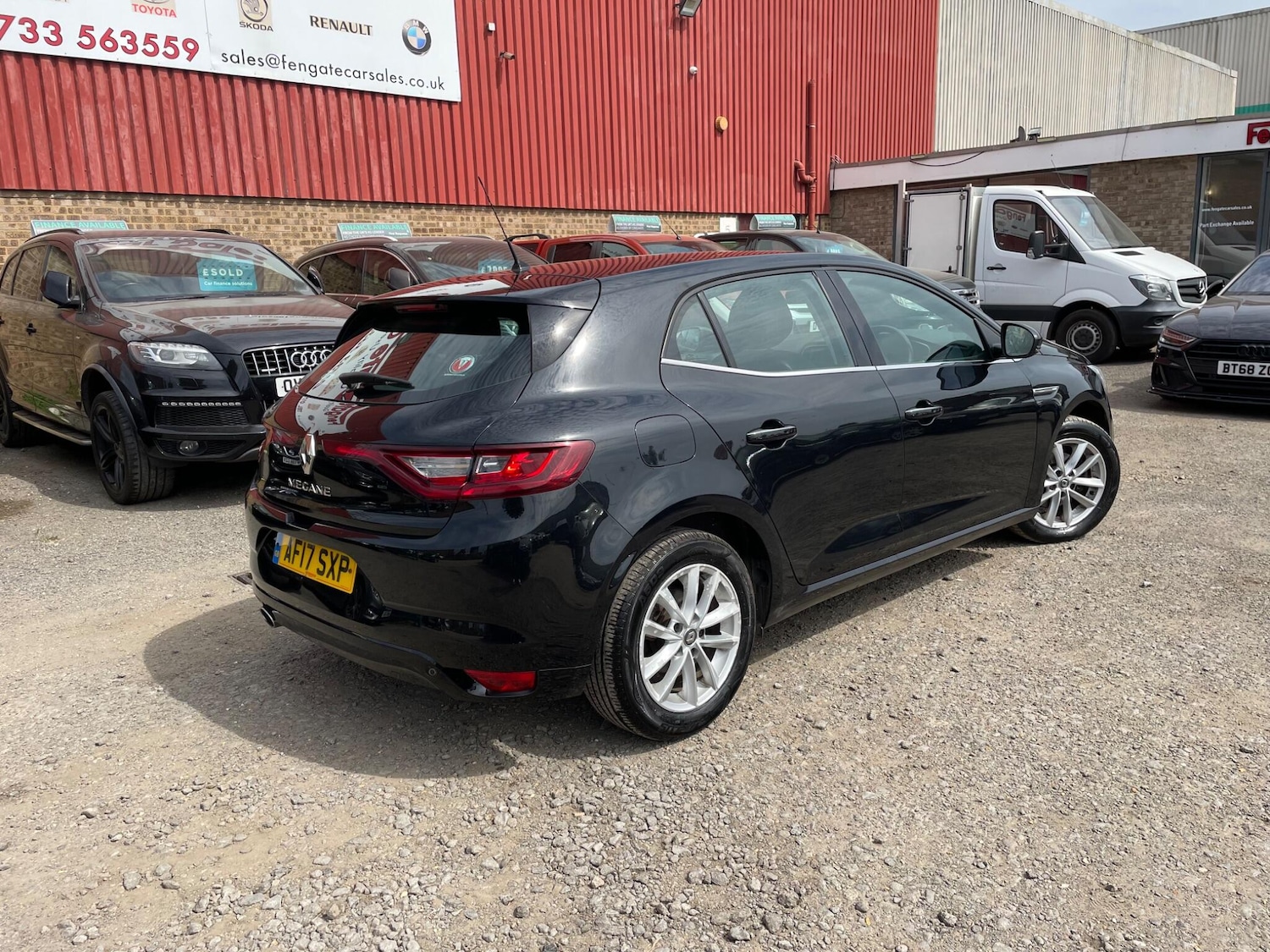 Used Renault Megane 2017 for sale - 76914498: Photo 4