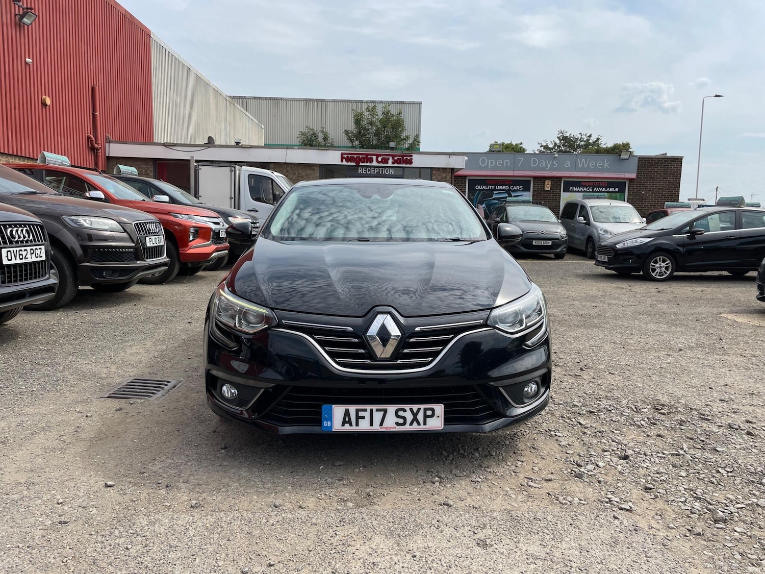 Used Renault Megane 2017 for sale - 76914498: Photo 5