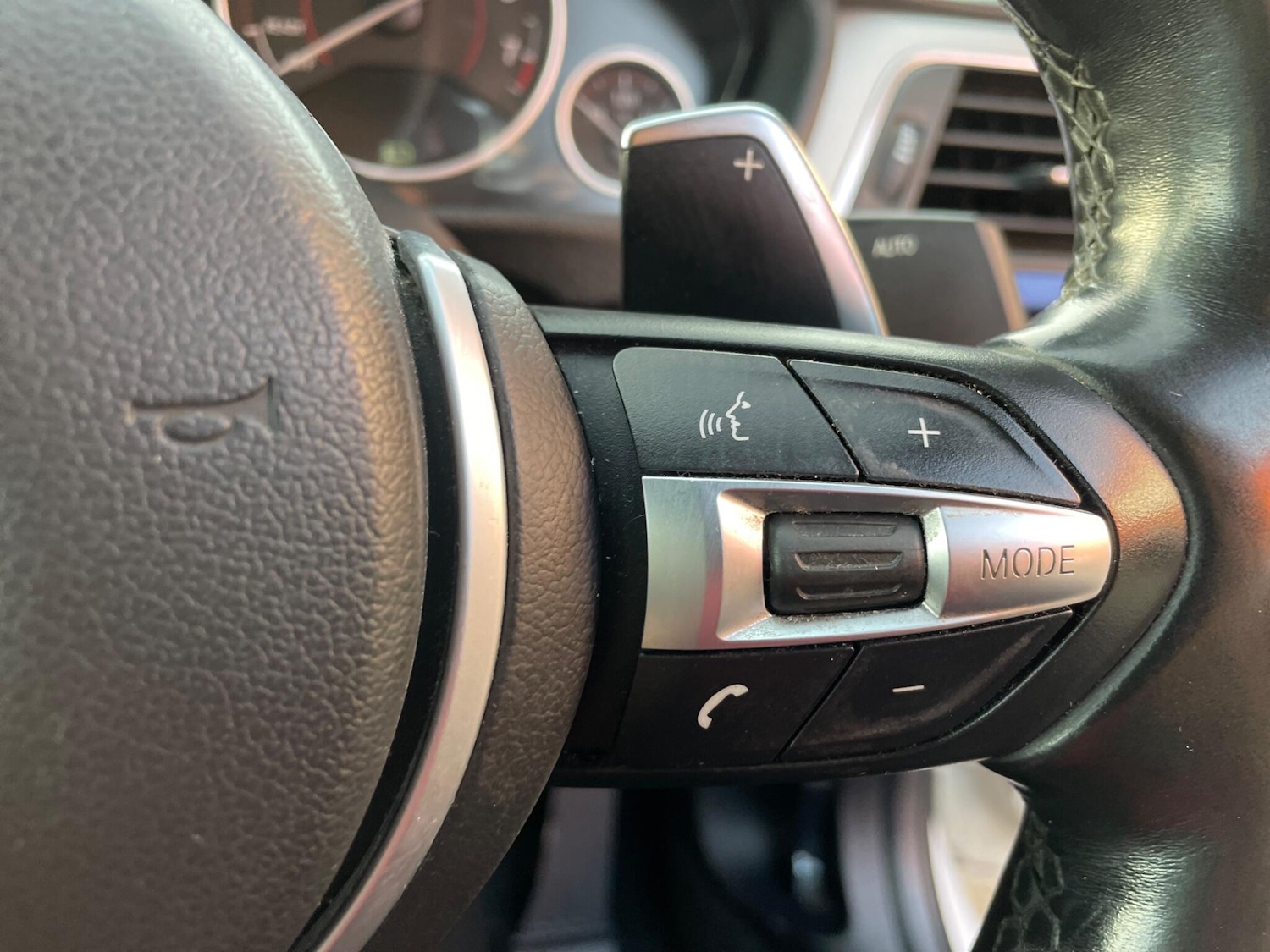 Used BMW 3 Series 2017 for sale - 76949807: Photo 2