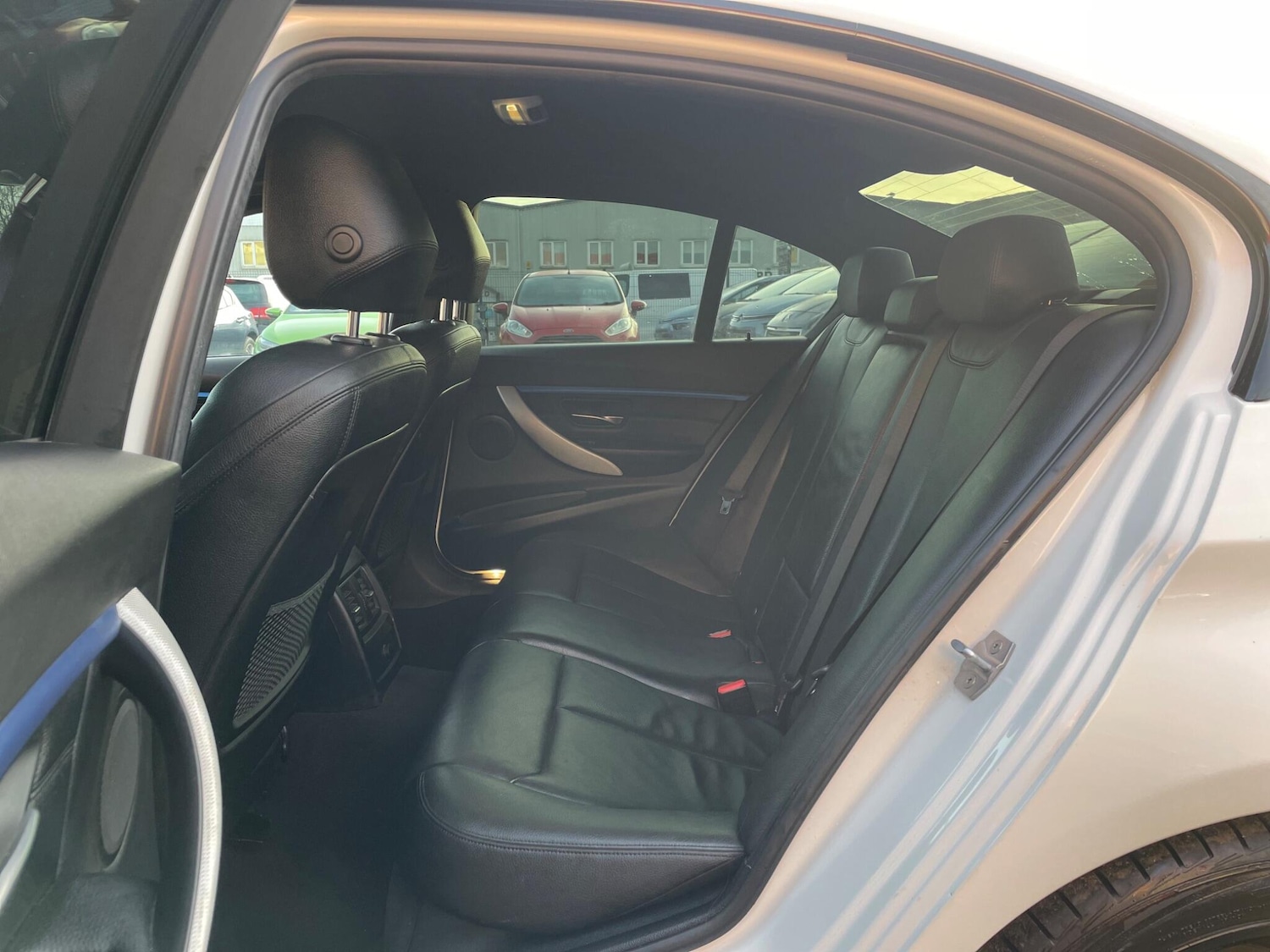 Used BMW 3 Series 2017 for sale - 76949807: Photo 21