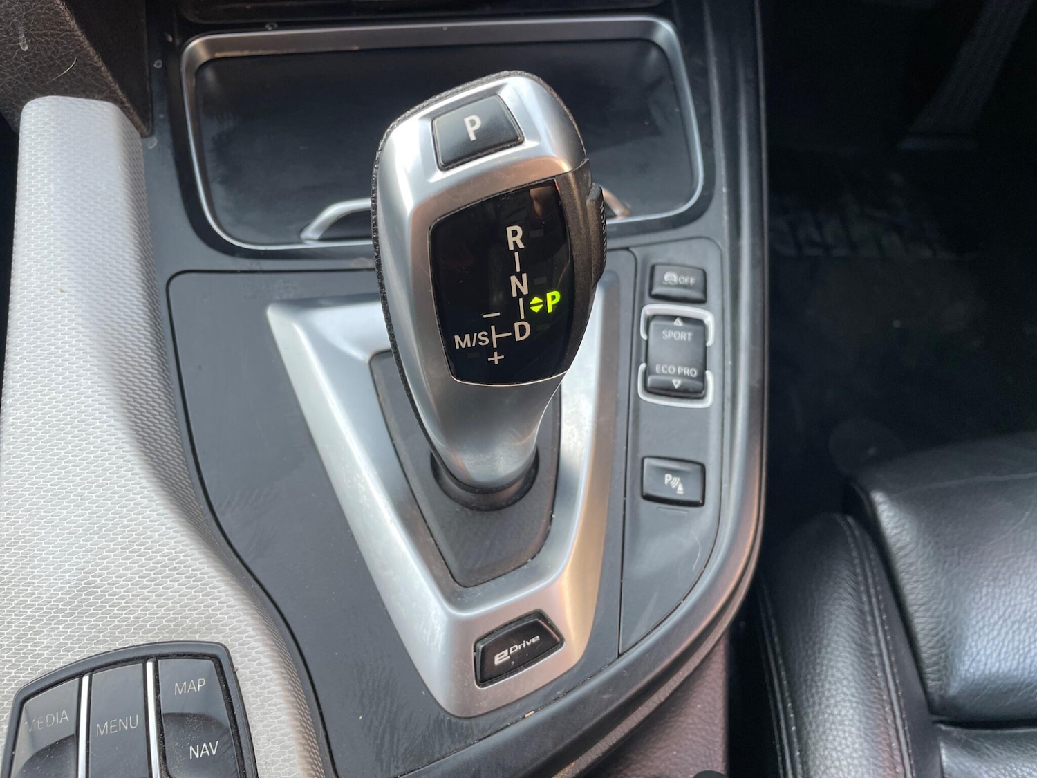 Used BMW 3 Series 2017 for sale - 76949807: Photo 4