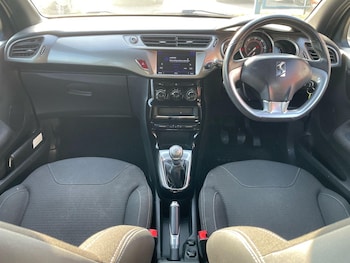 Used DS Automobiles DS 3 2017 for sale - 76010824: Photo