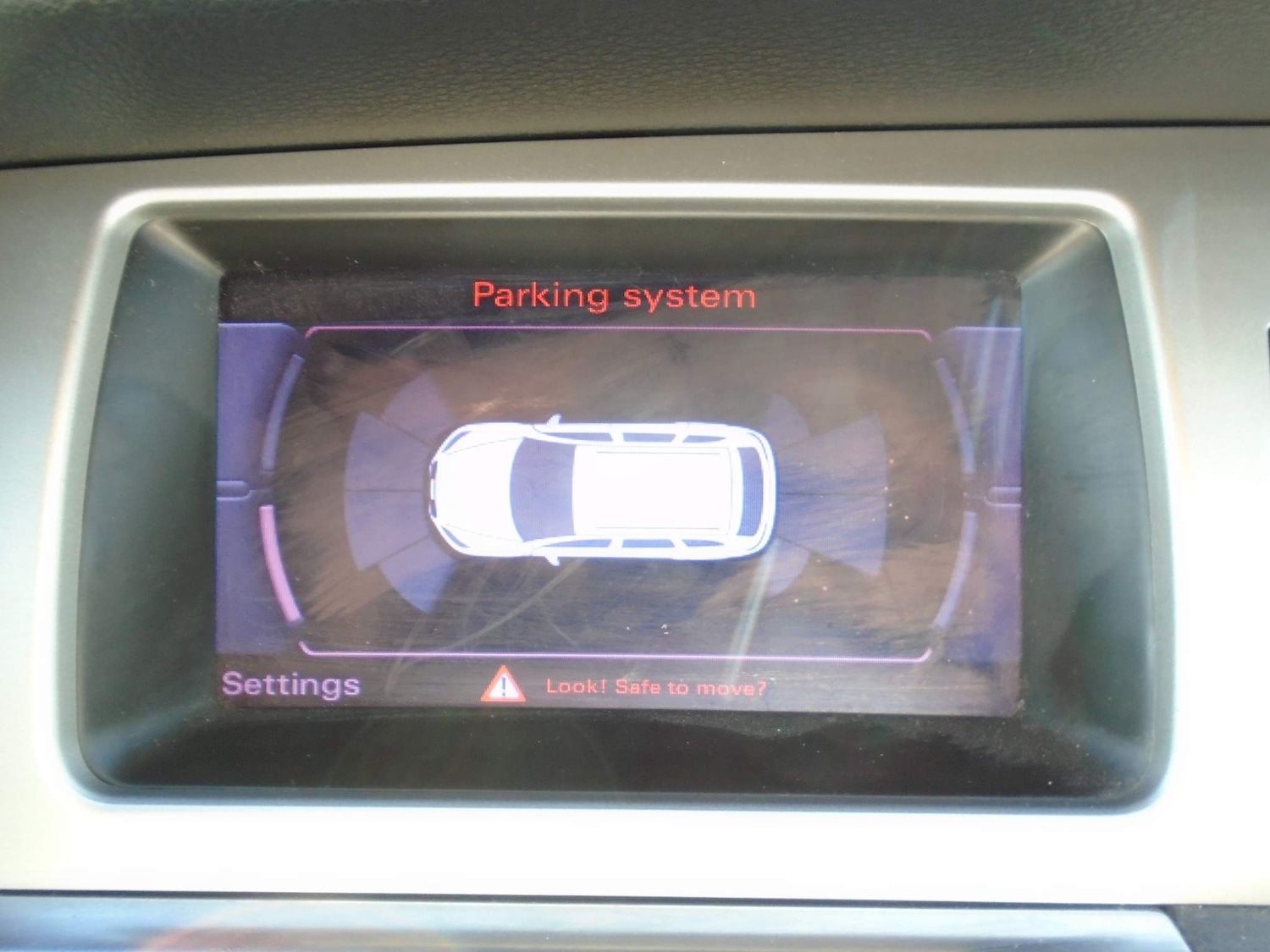 Used Audi Q7 2010 for sale - 76914465: Photo 11