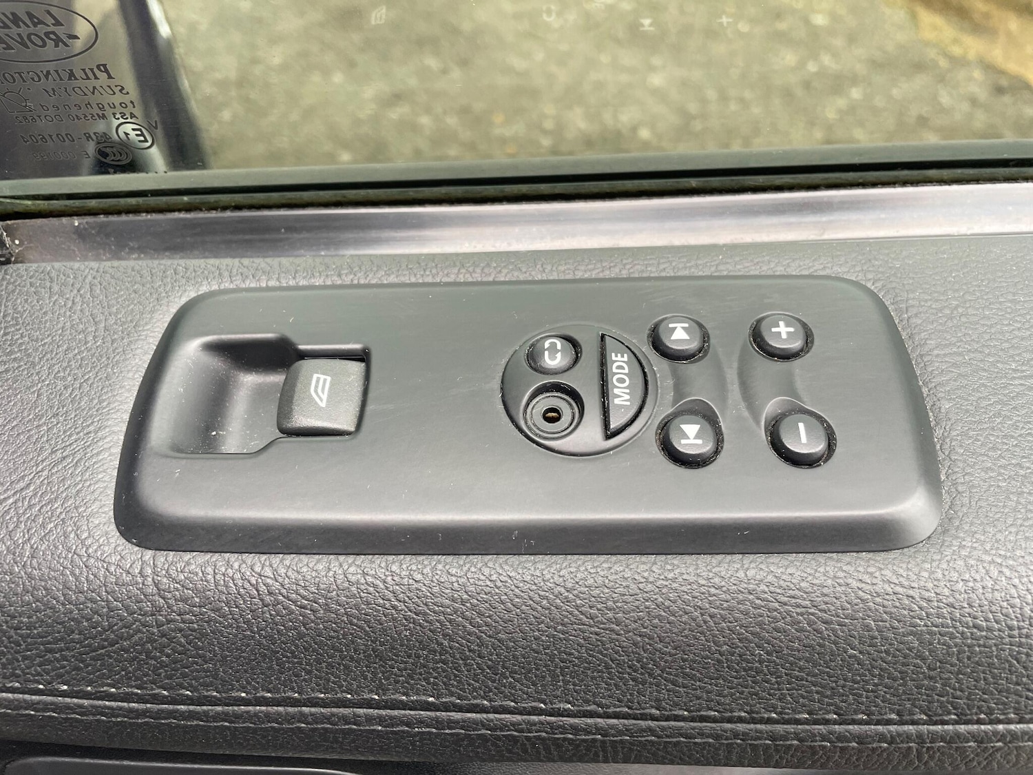 Used Land Rover Range Rover Sport 2011 for sale - 76914538: Photo 11