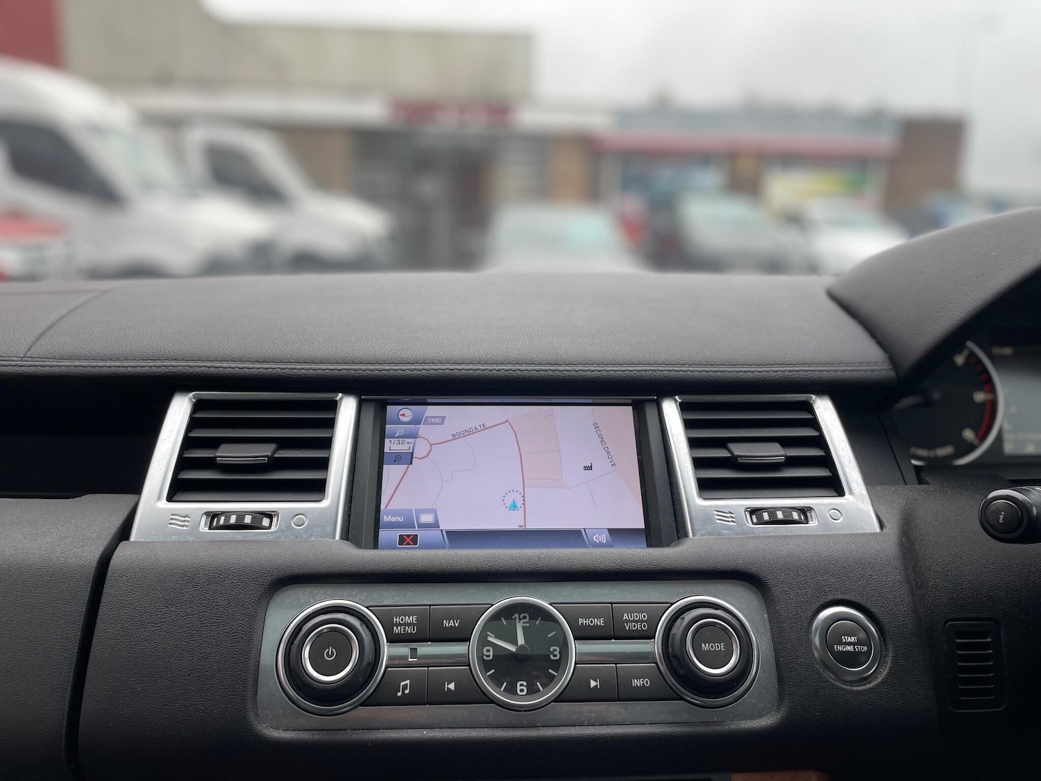 Used Land Rover Range Rover Sport 2011 for sale - 76914538: Photo 14