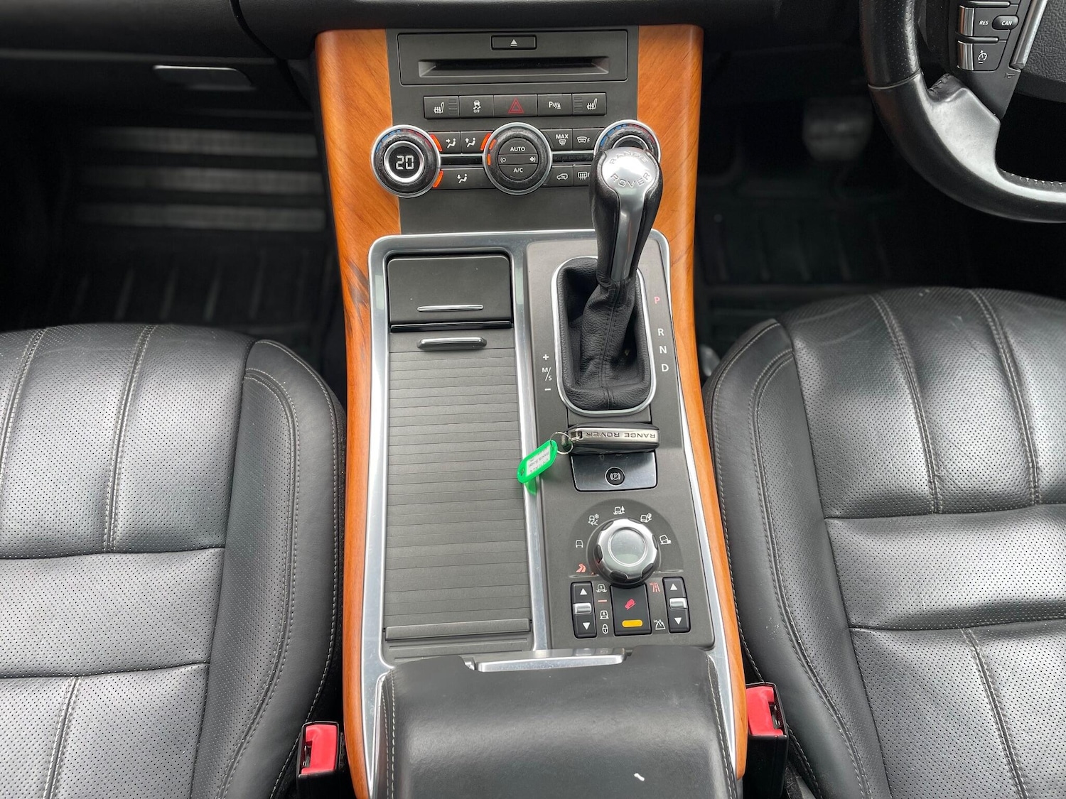 Used Land Rover Range Rover Sport 2011 for sale - 76914538: Photo 15