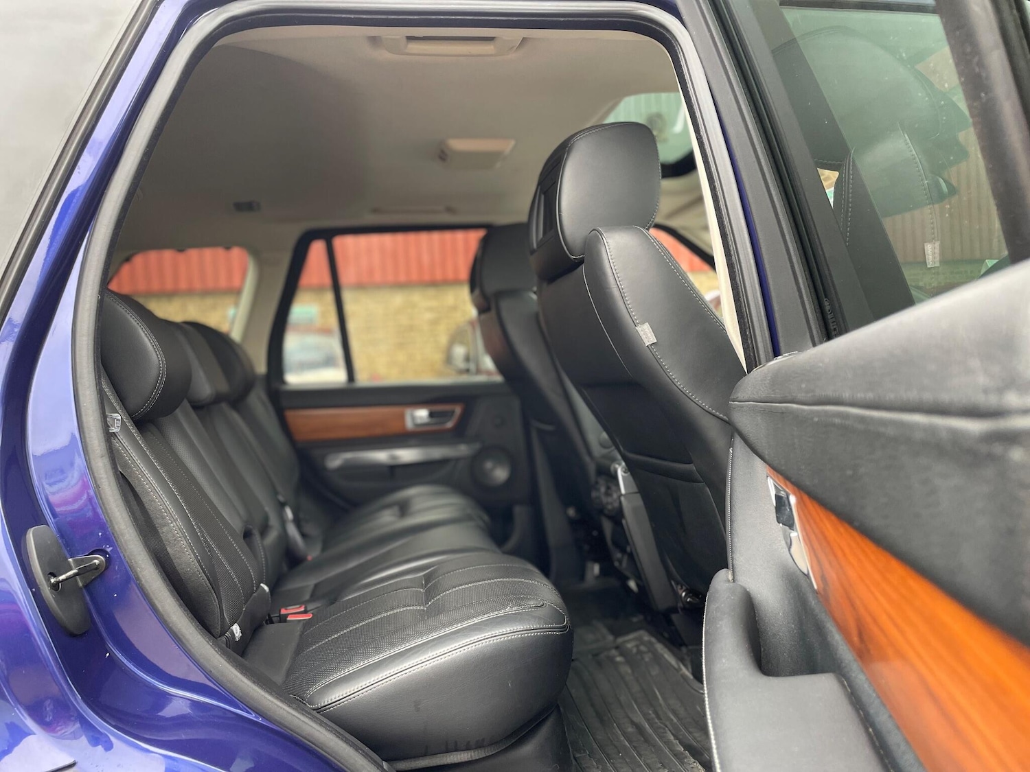 Used Land Rover Range Rover Sport 2011 for sale - 76914538: Photo 18