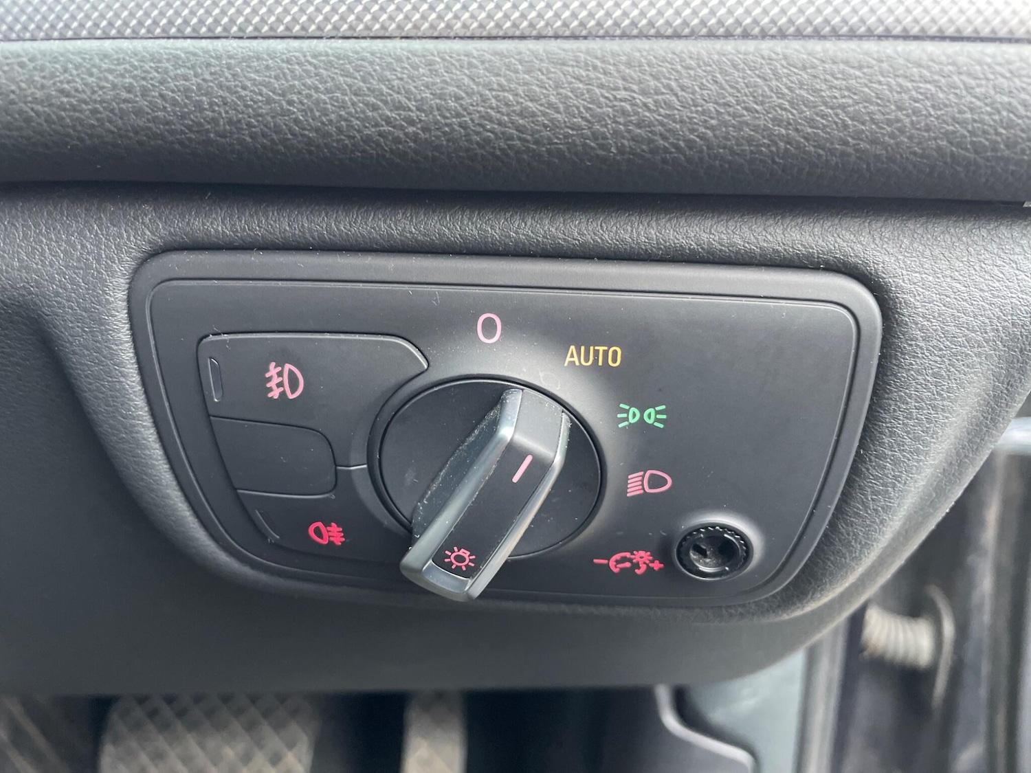 Used Audi A6 Allroad 2013 for sale - 77327283: Photo 9