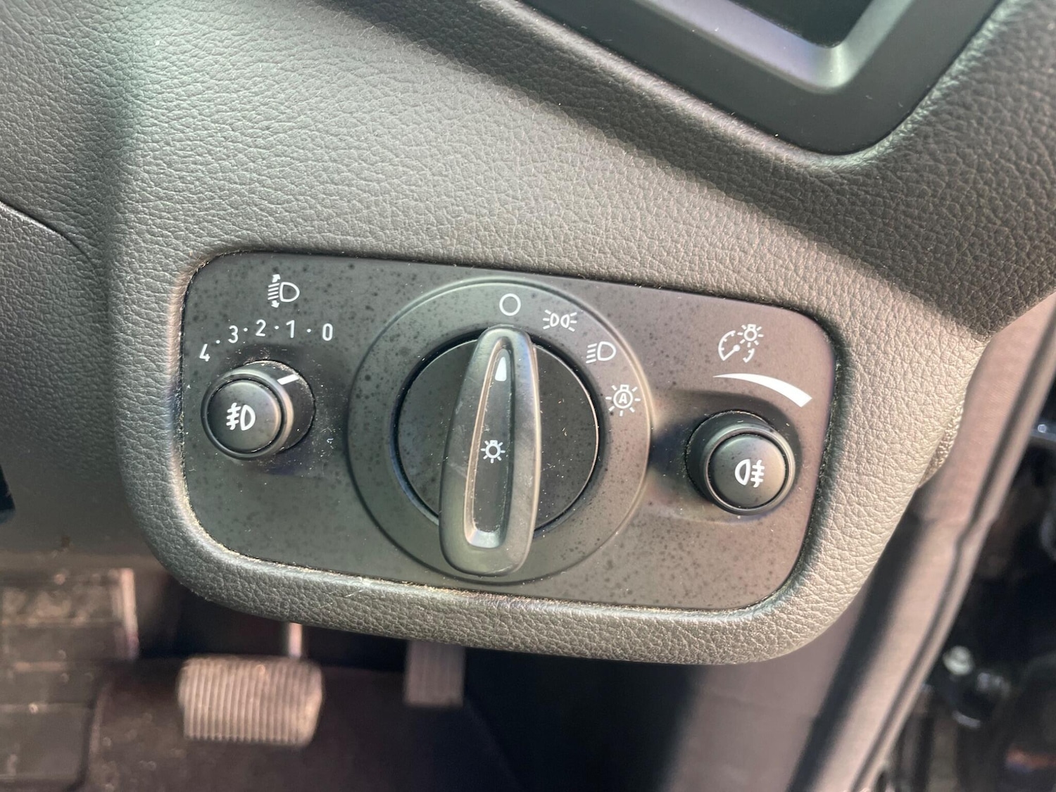 Used Ford Grand C-Max 2016 for sale - 77475081: Photo 8