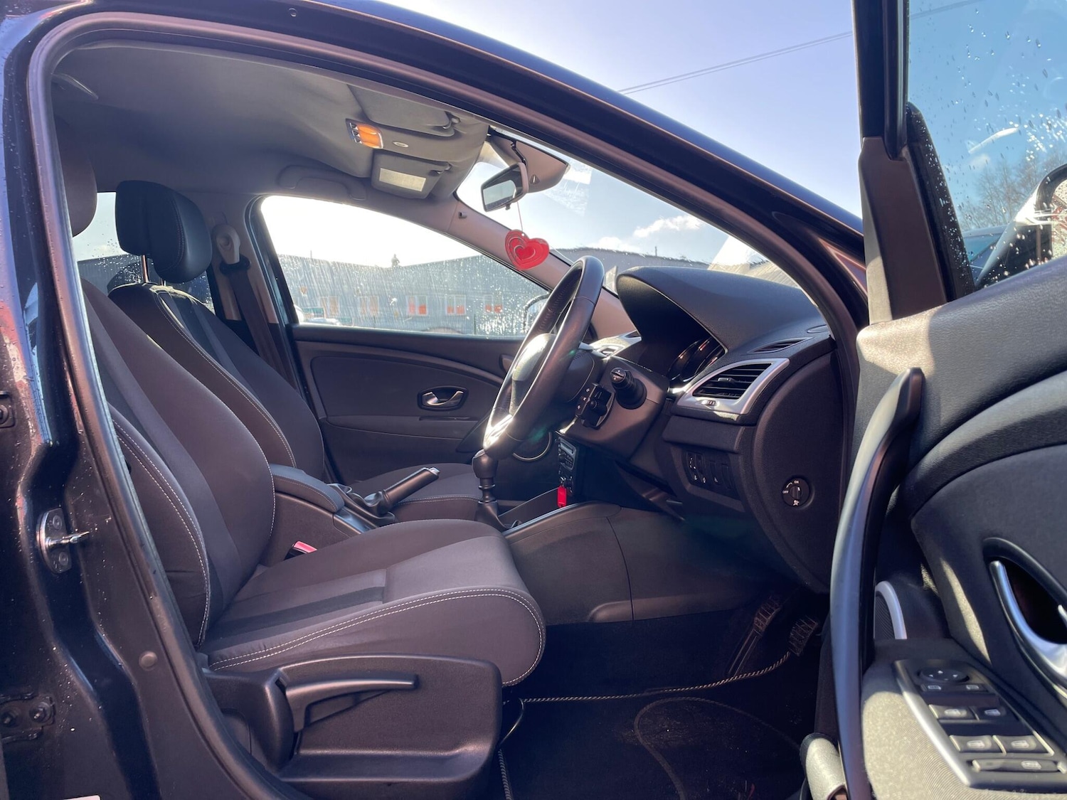 Used Renault Megane 2010 for sale - 77152696: Photo 19