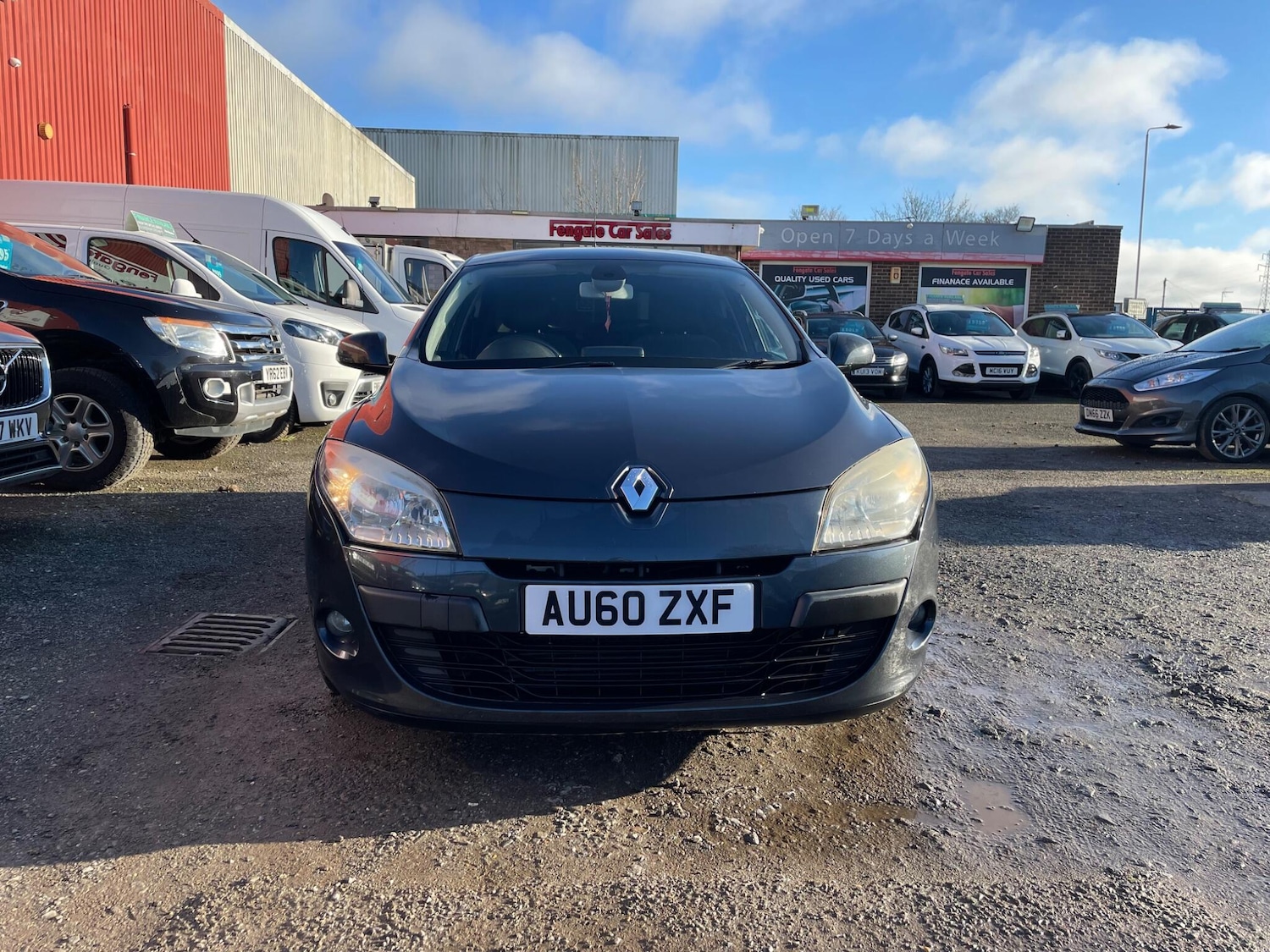 Used Renault Megane 2010 for sale - 77152696: Photo 6