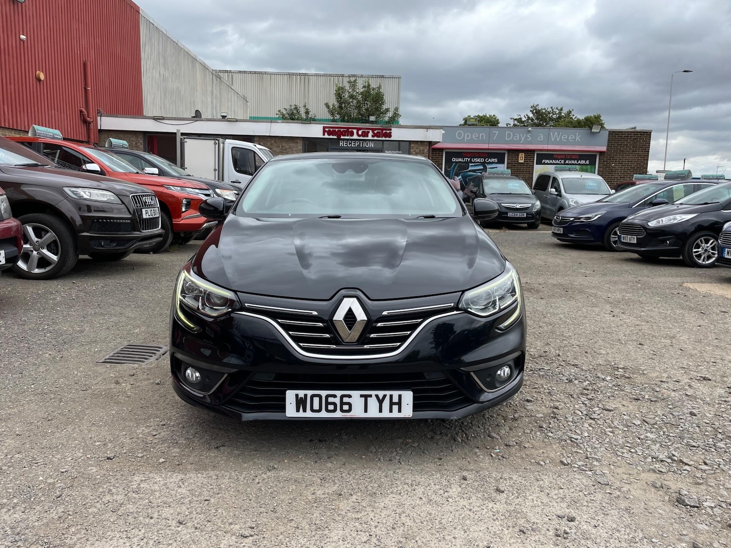 Used Renault Megane 2017 for sale - 76914493: Photo 6