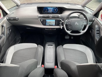 Used Citroen C4 Picasso 2014 for sale - 76914500: Photo