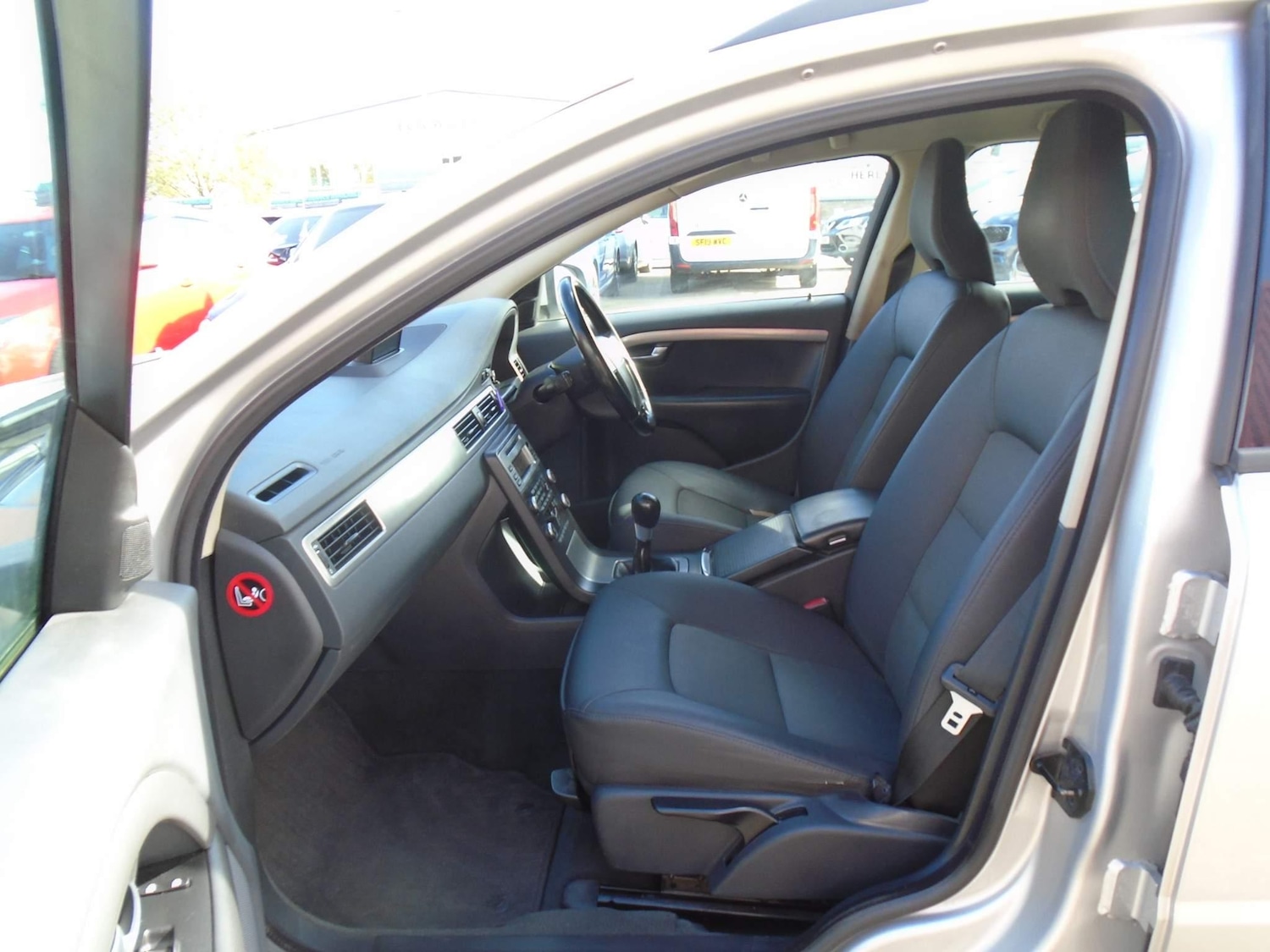 Used Volvo V70 2008 for sale - 76914471: Photo 14