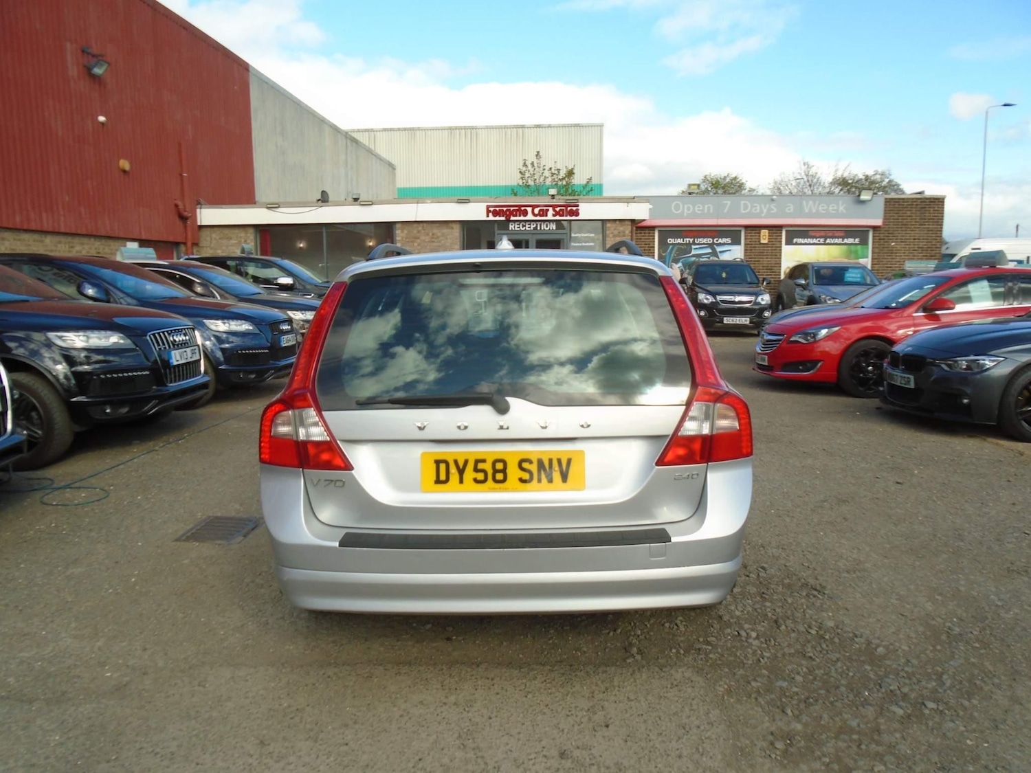Used Volvo V70 2008 for sale - 76914471: Photo 7