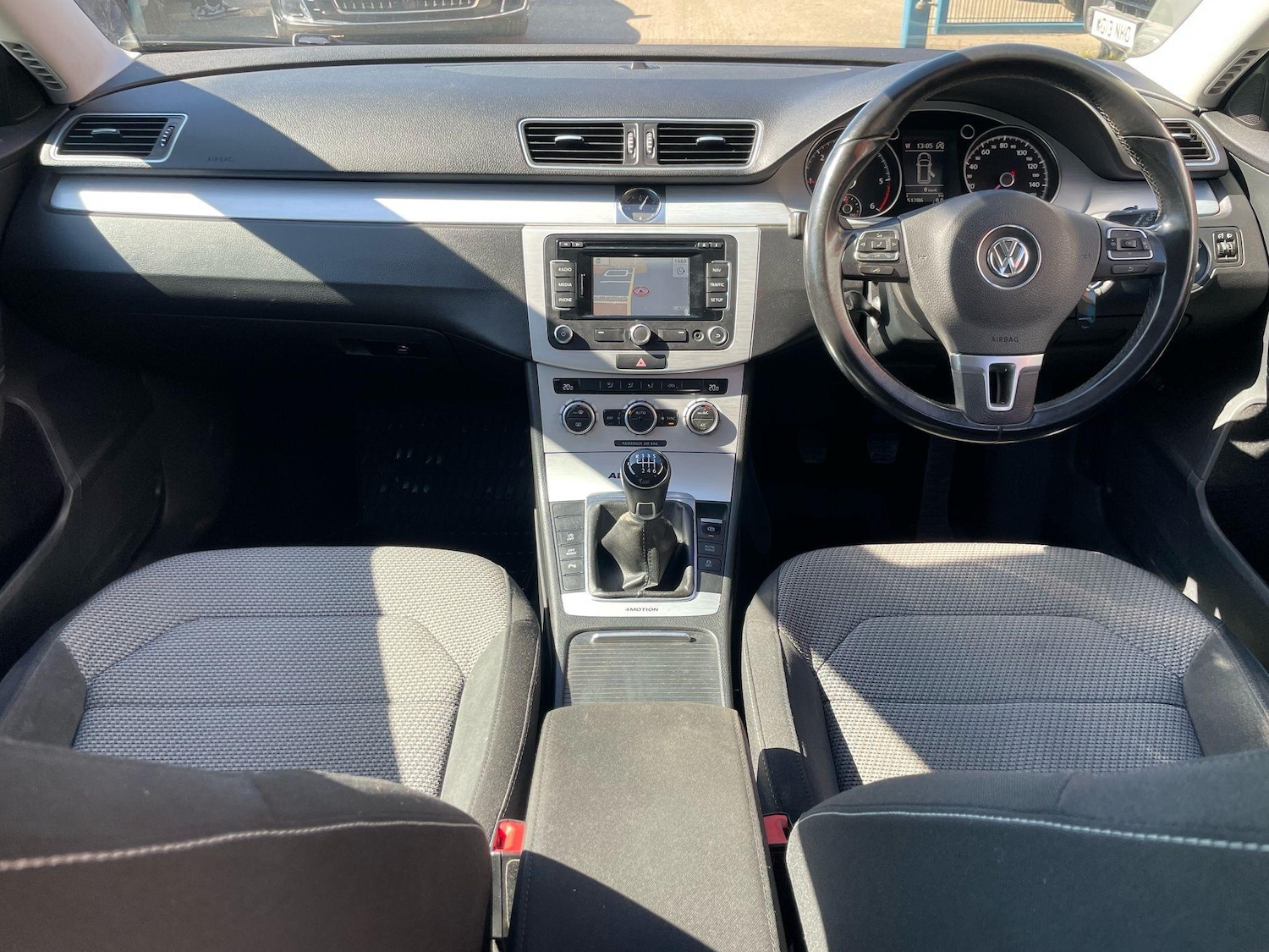 Used Volkswagen Passat 2013 for sale - 76914488: Photo 3