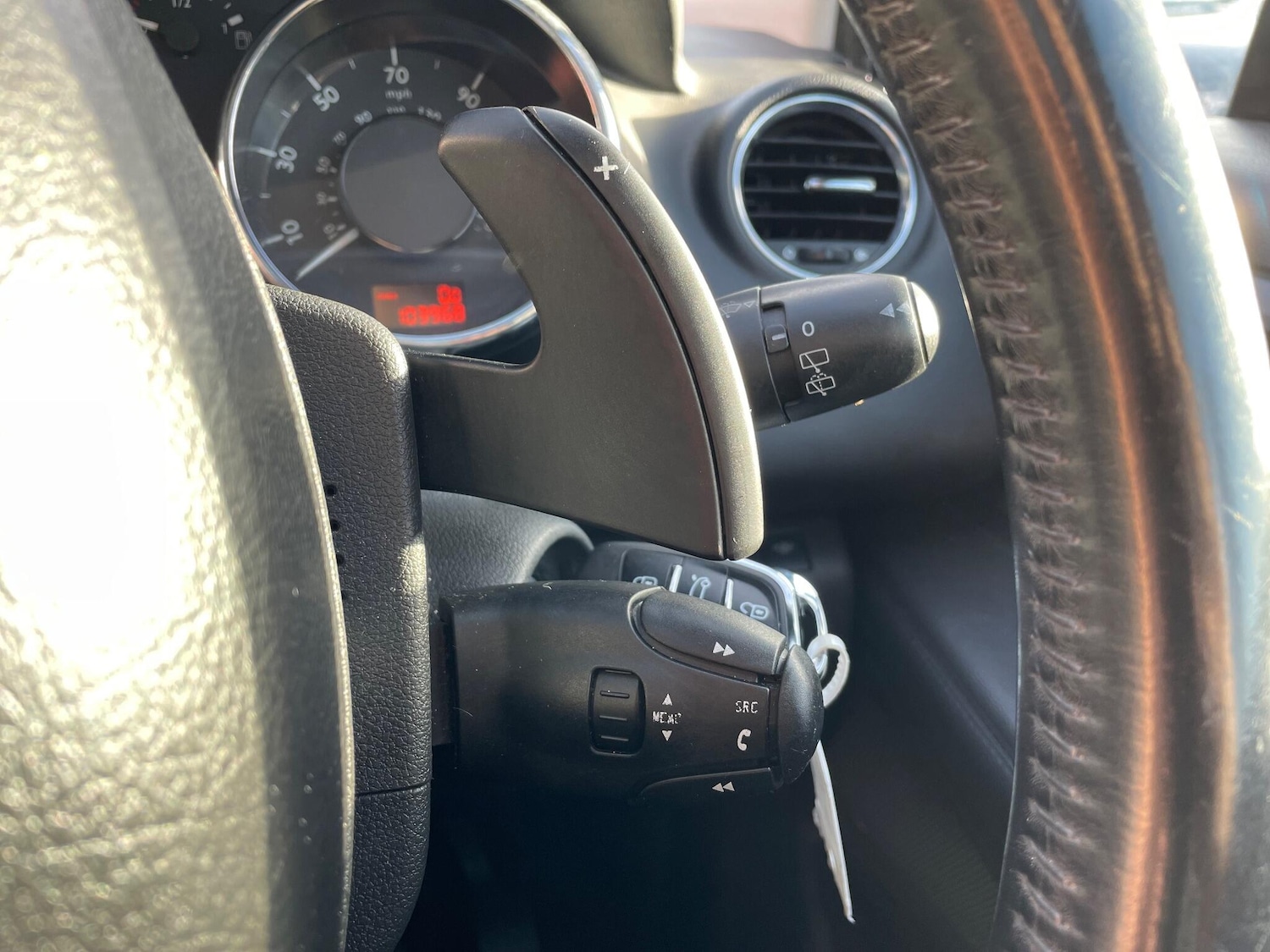 Used Peugeot 5008 2014 for sale - 76914522: Photo 10