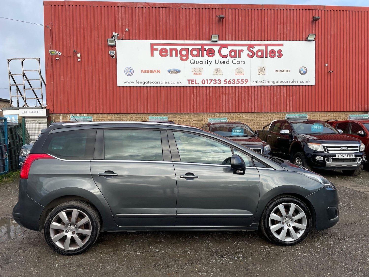 Used Peugeot 5008 2014 for sale - 76914522: Photo 24