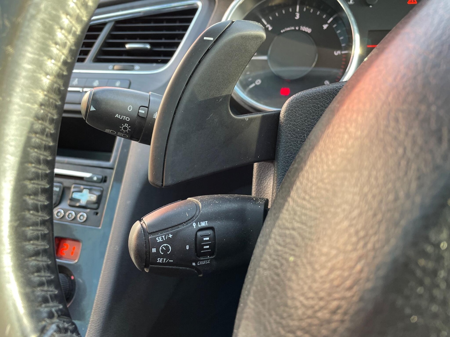 Used Peugeot 5008 2014 for sale - 76914522: Photo 9