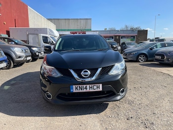 Used Nissan Qashqai 2014 for sale - 76010856: Photo
