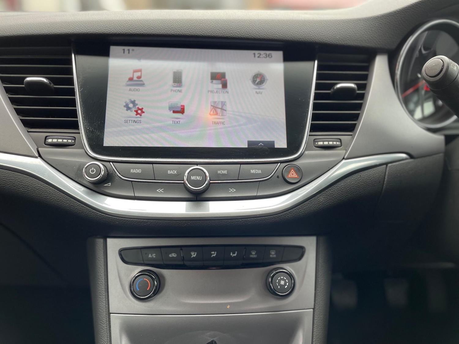 Used Vauxhall Astra 2017 for sale - 76010724: Photo 10